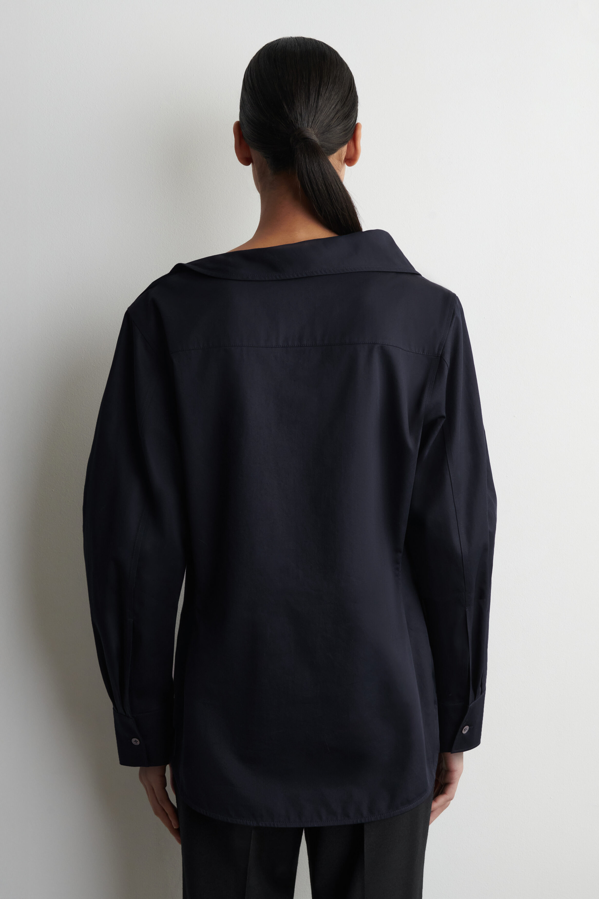 ASYMMETRIC COTTON BLOUSE - NAVY | COS US