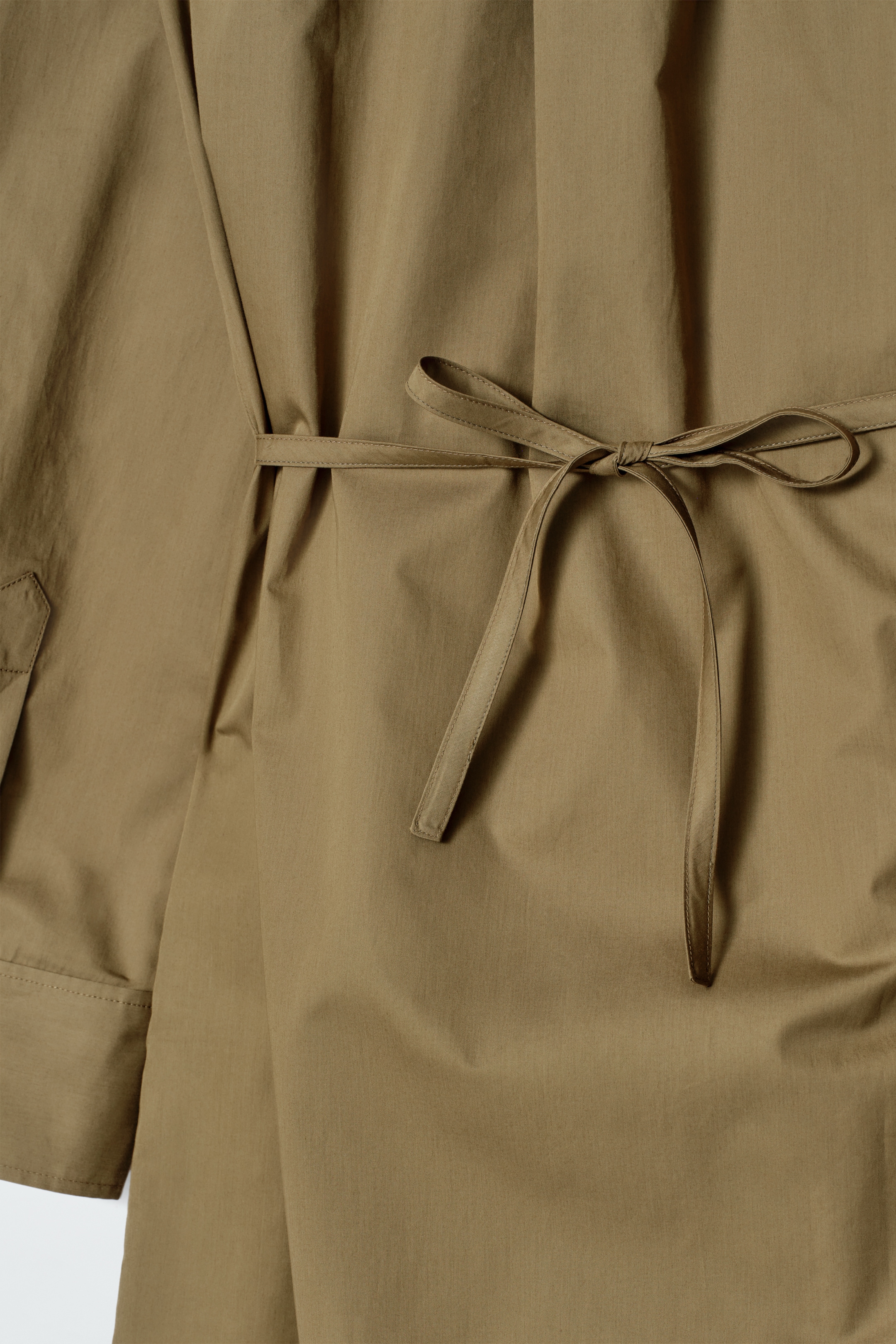 Grotere afbeelding bekijken: DUBBELGEBREIDE MIDI OVERHEMDJURK - Kaki - DAMES | H&M BE 8