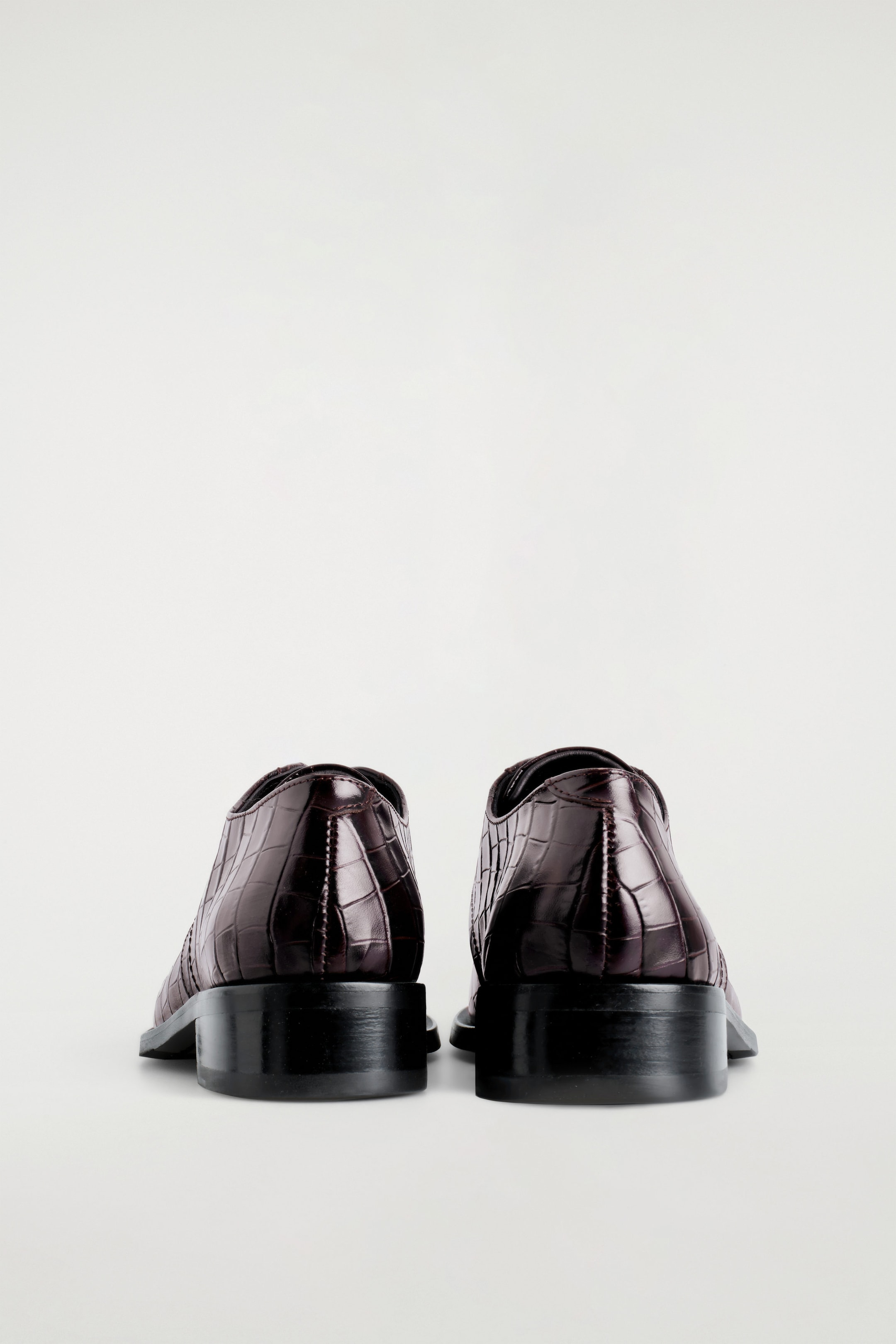 StillMedia/DescriptiveDetail