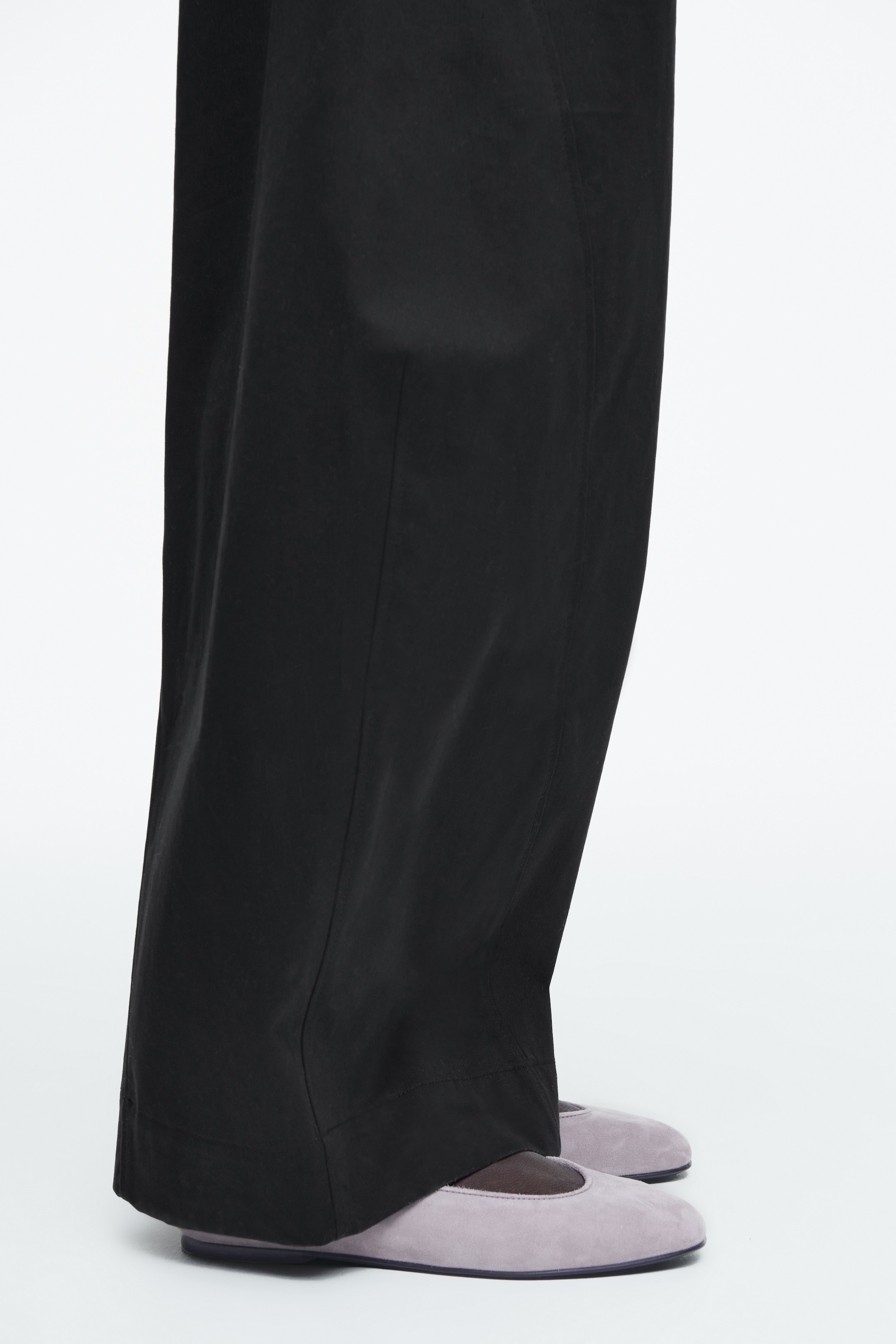 Größeres Bild anzeigen: BALLERINAS AUS VELOURSLEDER - FLIEDER - Ladies | H&M AT 2