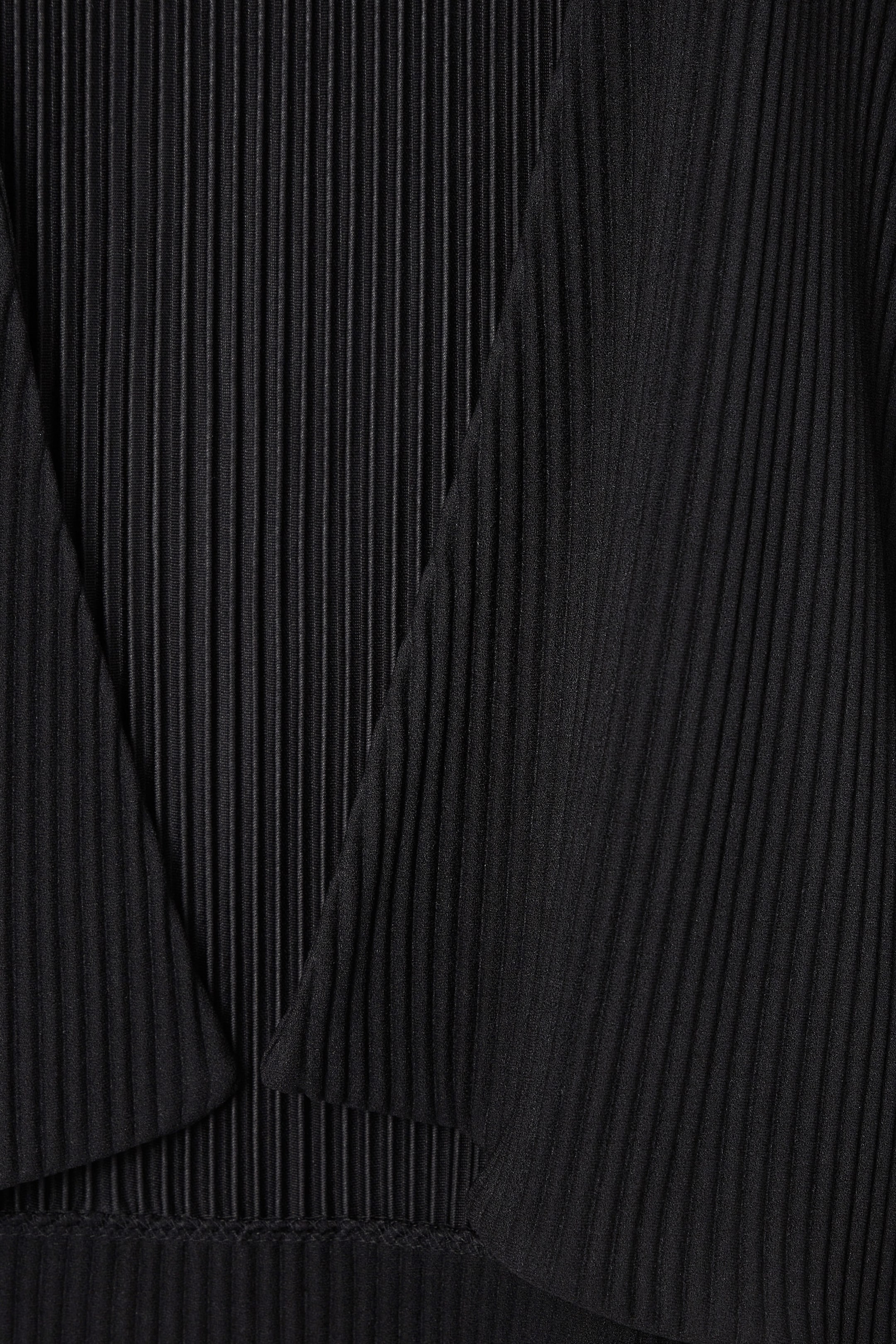 StillMedia/DescriptiveDetail