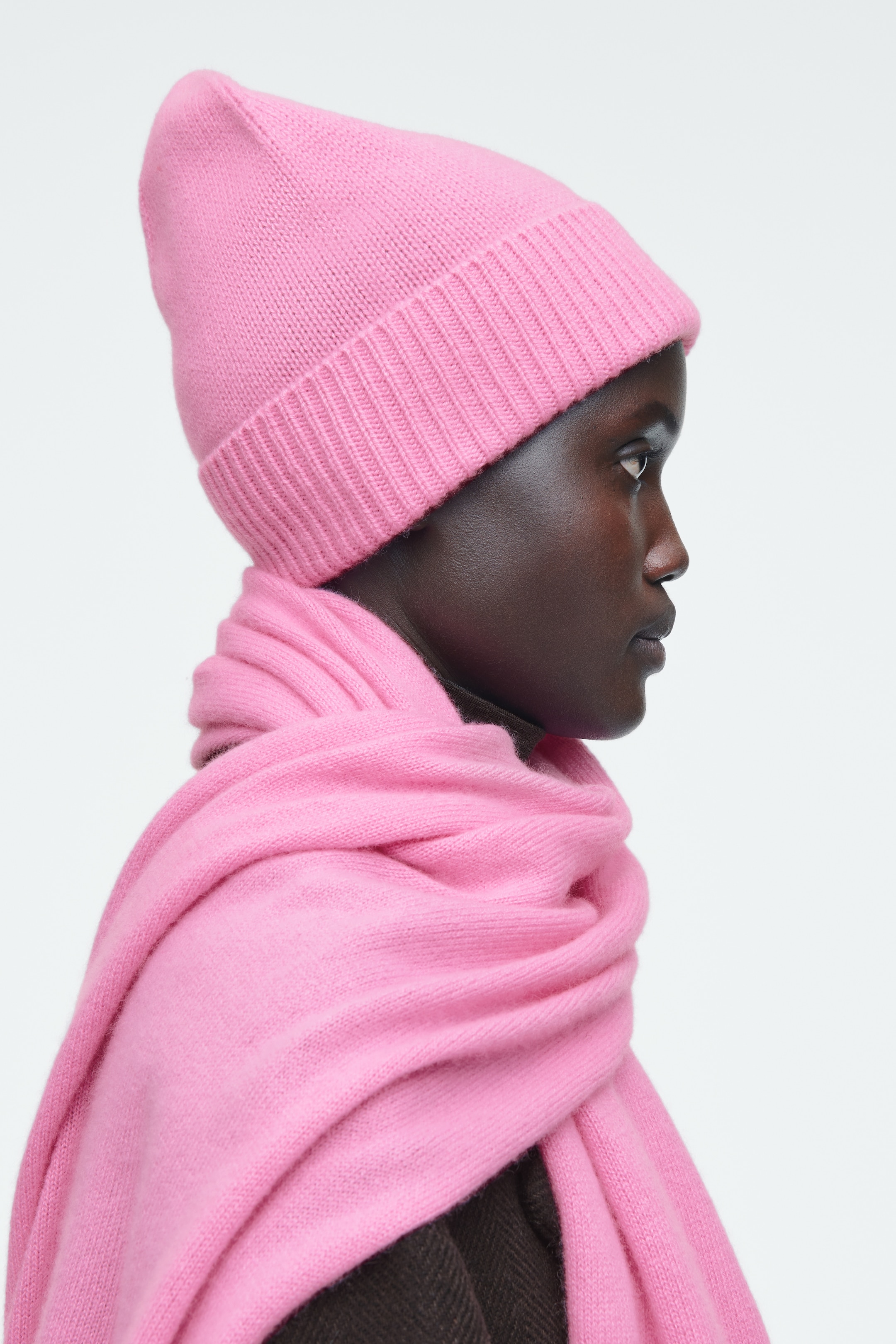 View larger image: CASHMERE BEANIE - PINK - Ladies | H&M GB 2