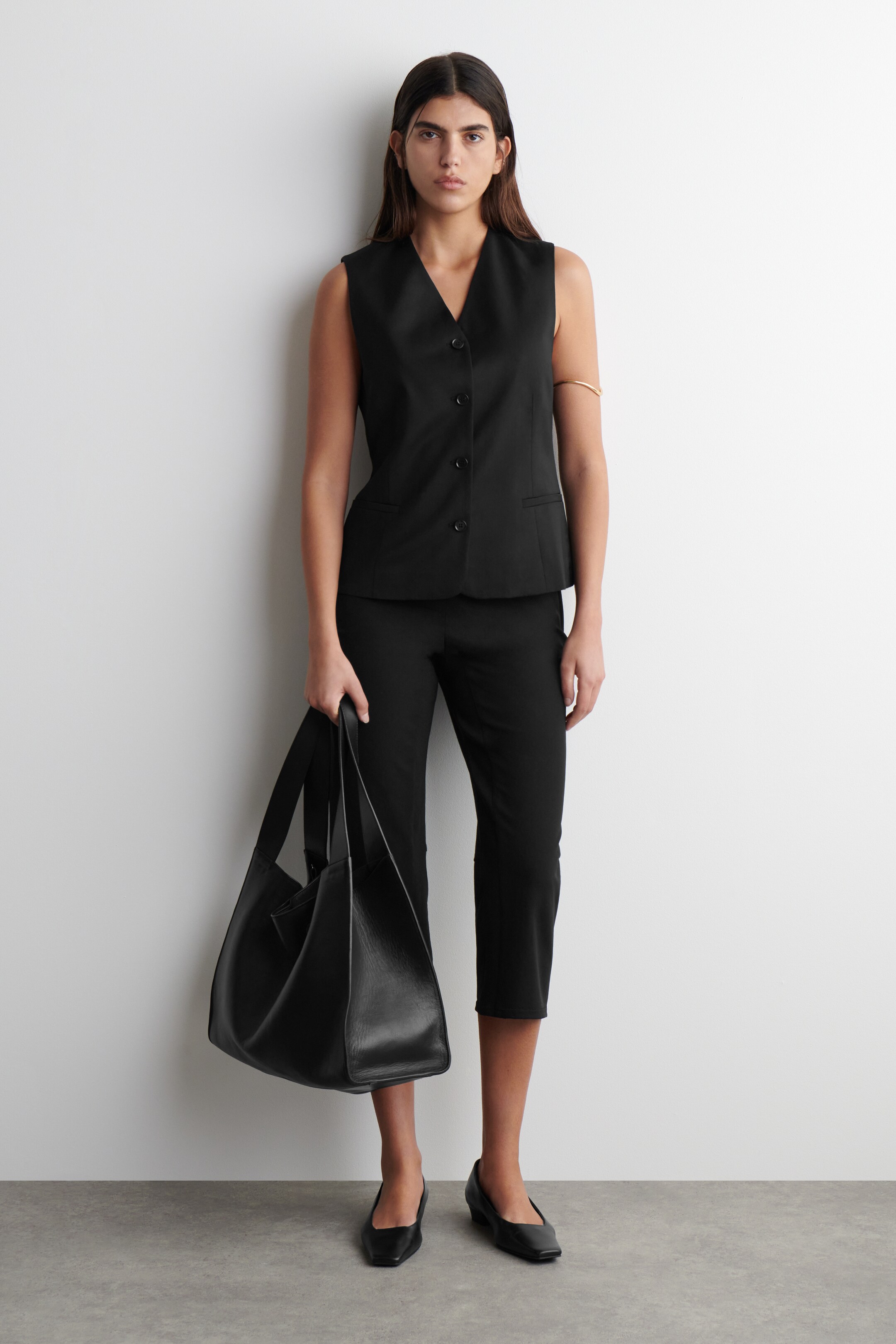 Agrandir l'image: GILET DE TAILLEUR EN LAINE - NOIR - FEMME | H&M CH 2
