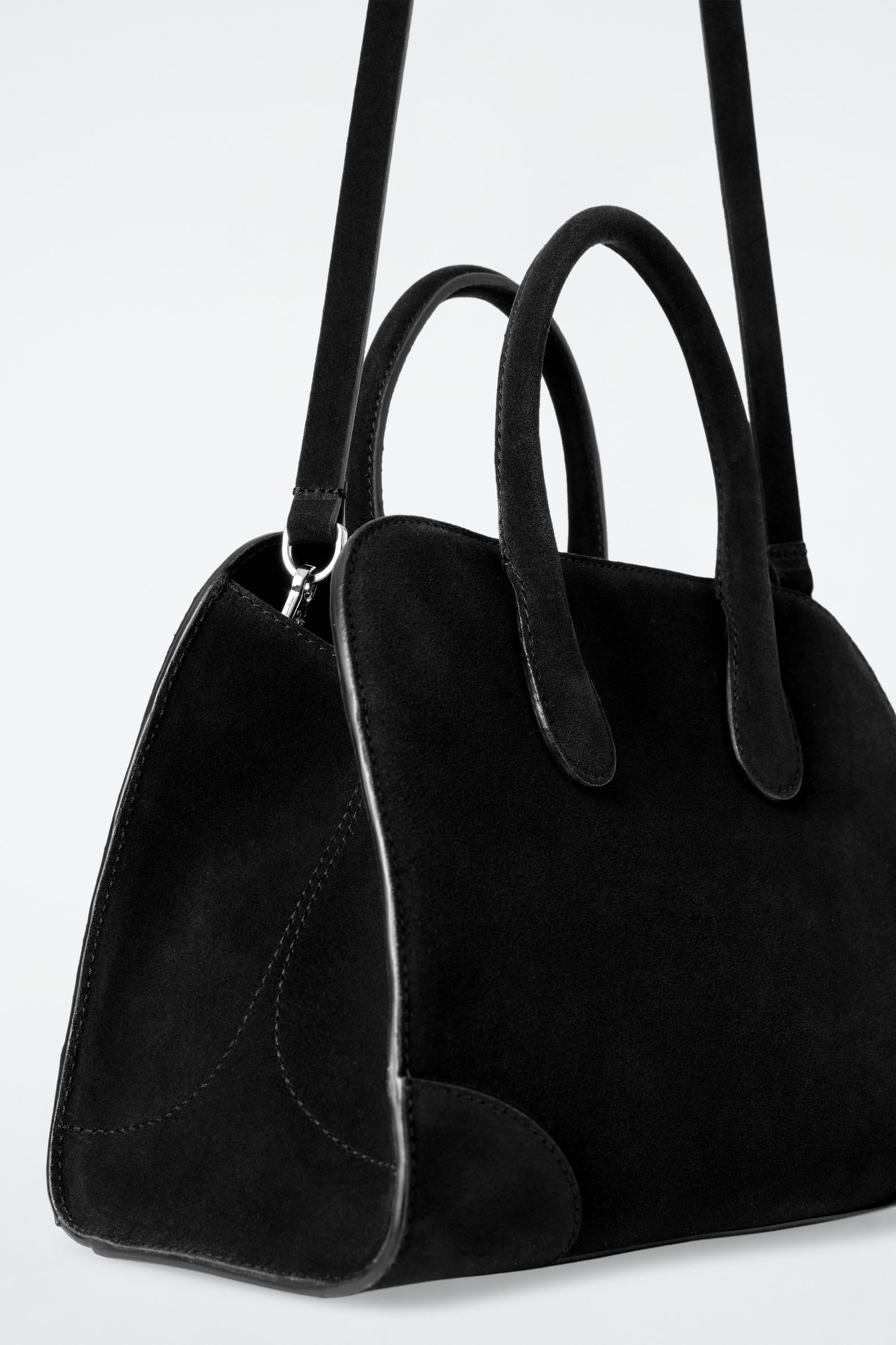 MINI STUDIO BOWLING BAG - SUEDE - BLACK | COS