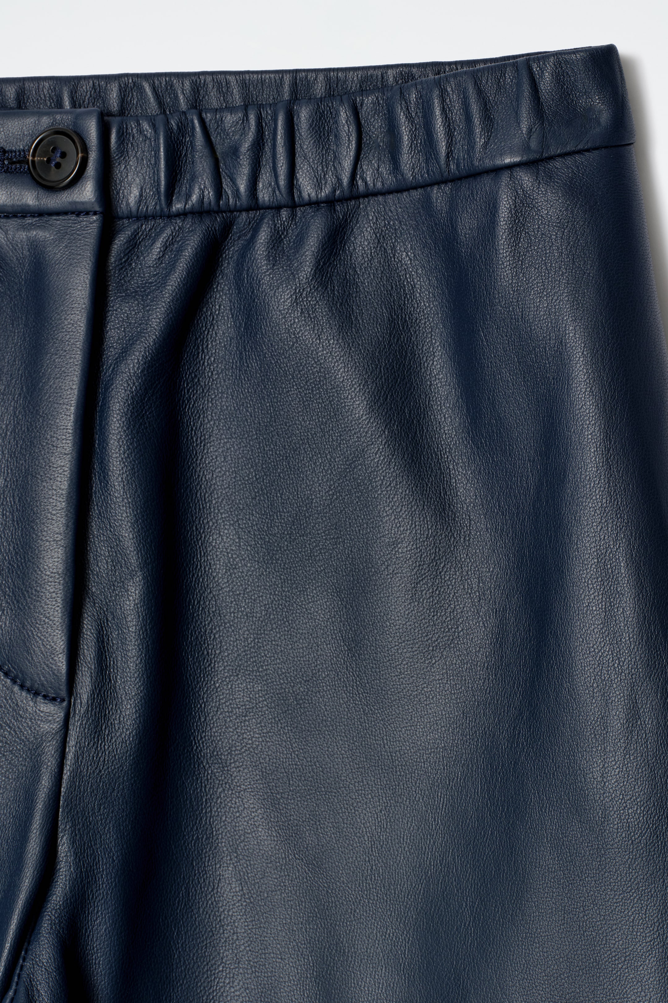 View larger image: LEATHER STRAIGHT-LEG JOGGERS - NAVY - Ladies | H&M GB 8