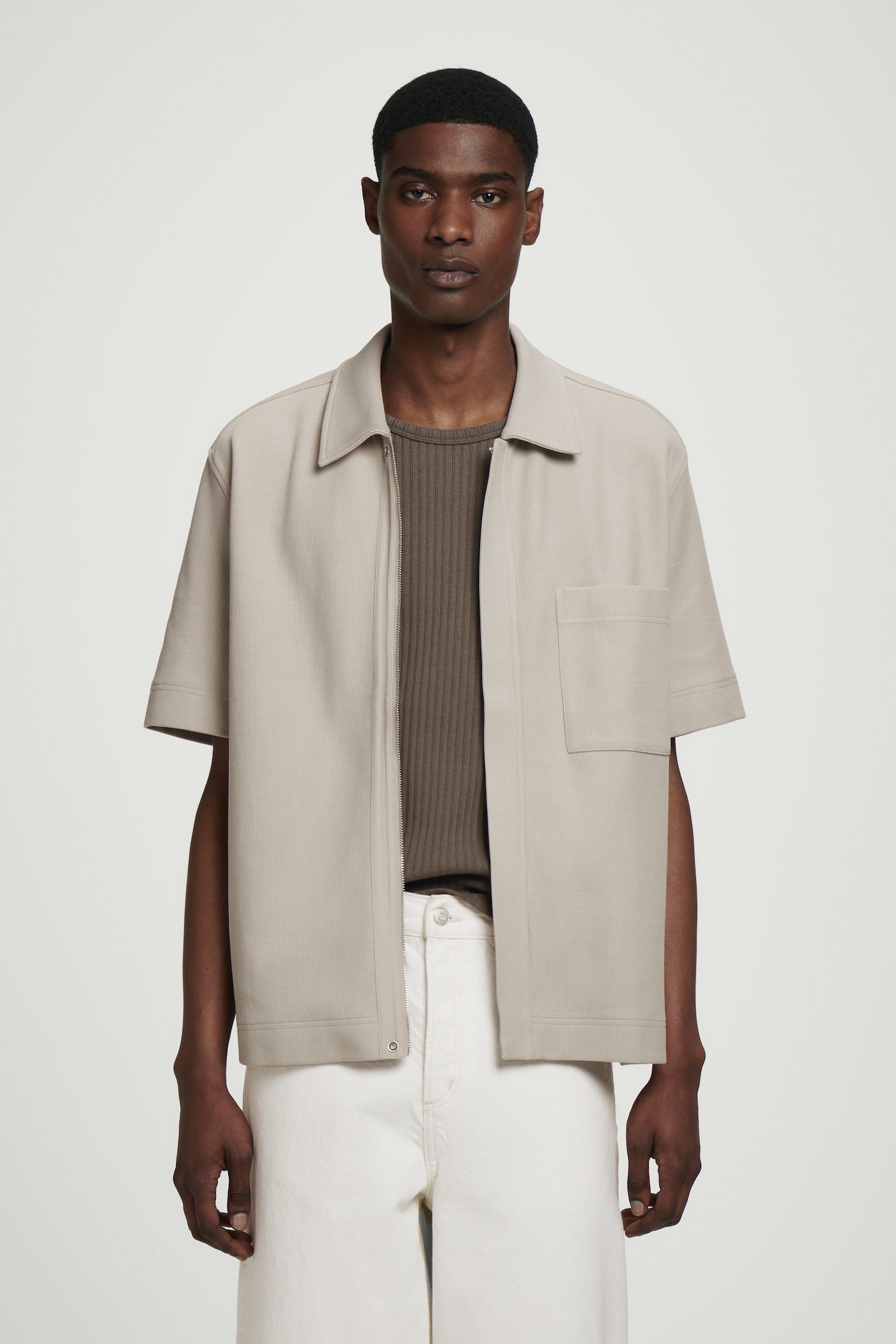 CHEMISE ZIPPÉE EN JERSEY DE COTON TEXTURÉ - TAUPE CLAIR/NOIR - 1