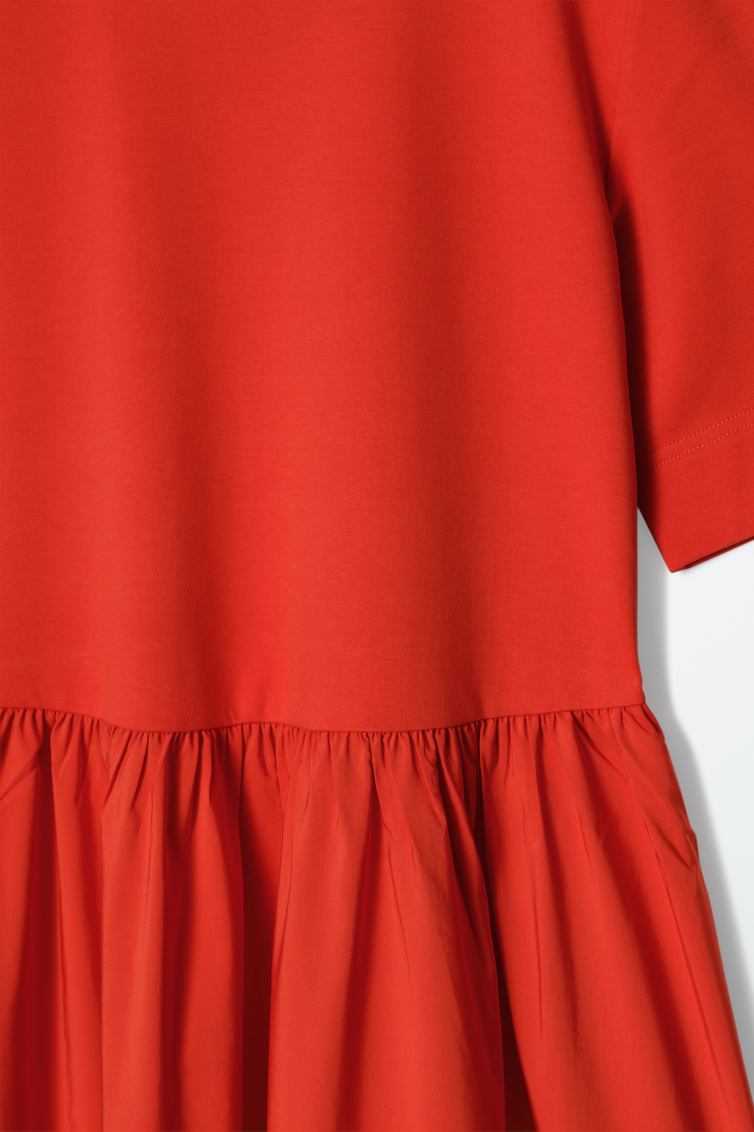 CONTRAST-PANEL MIDI DRESS - RED/NAVY - 5