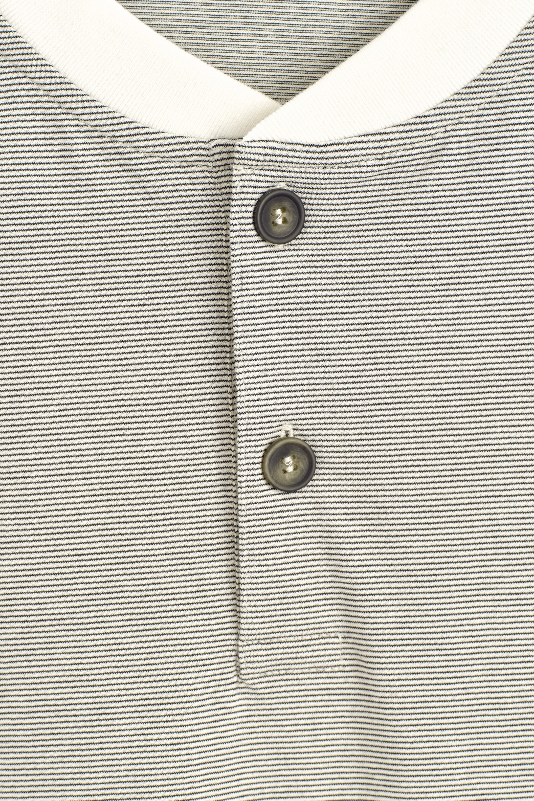 StillMedia/DescriptiveDetail