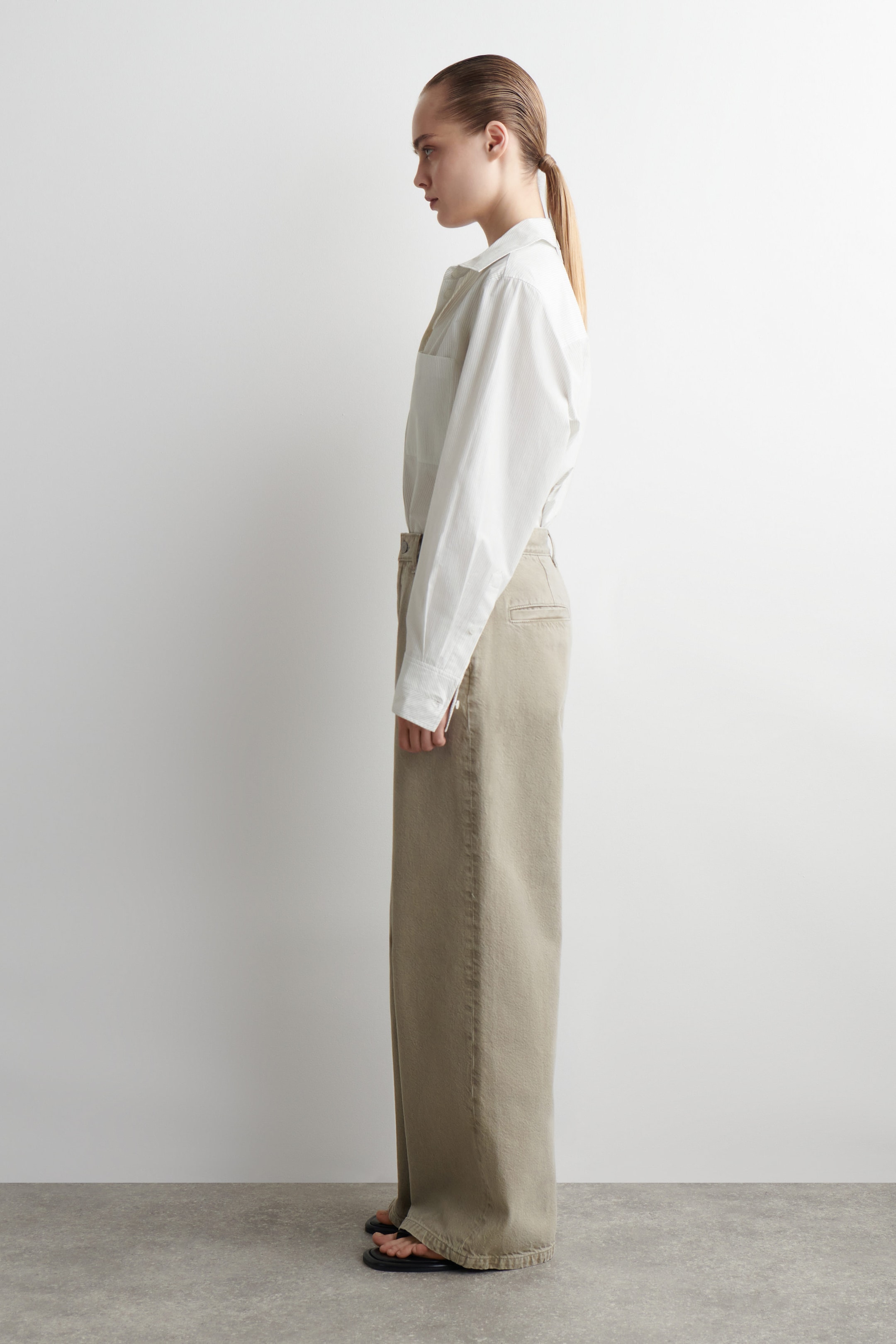 RAW DENIM PANTS