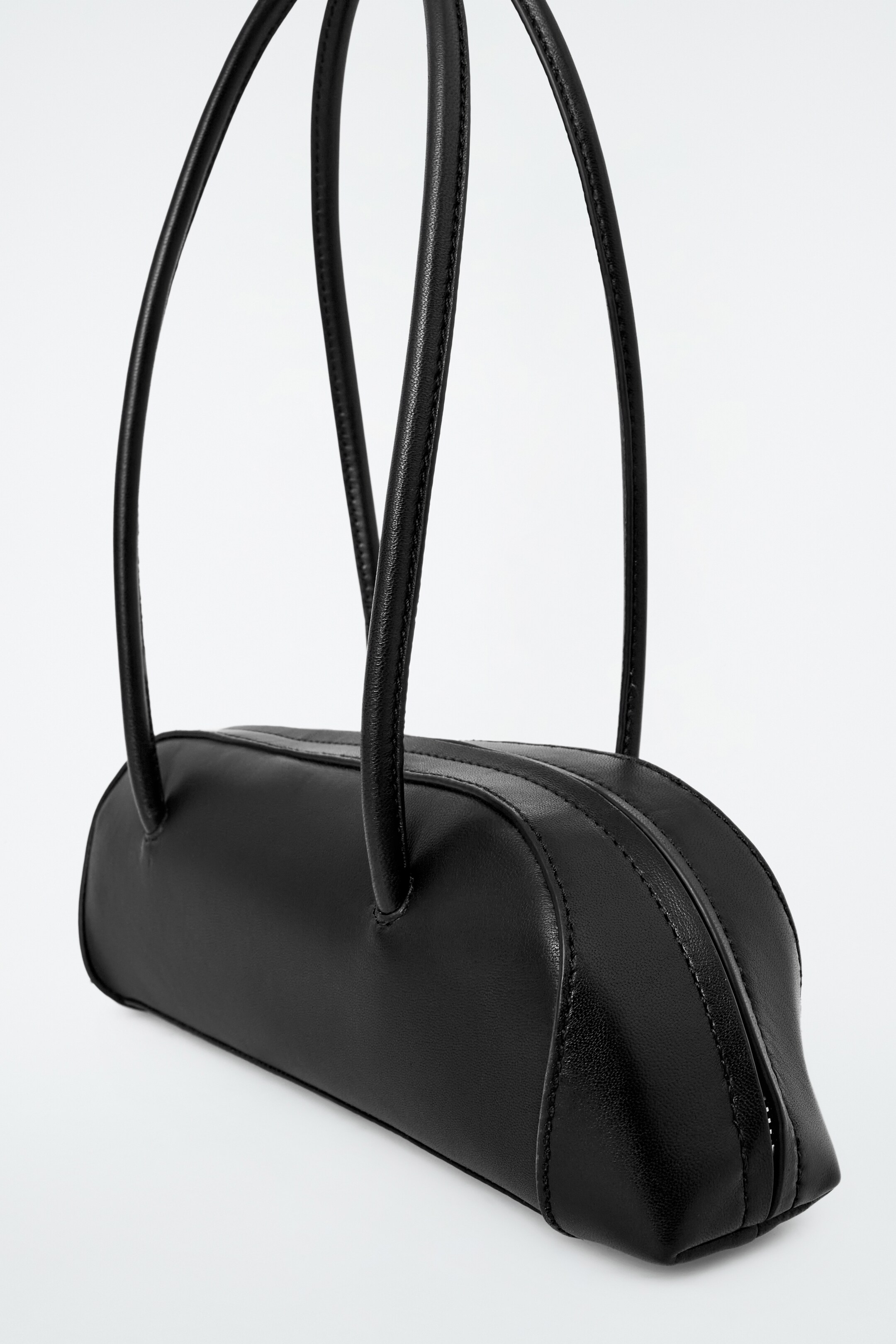 Ingrandisci l'immagine: EASTSIDE MINI BOWLING BAG - LEATHER - BLACK - DONNA | H&M CH 3