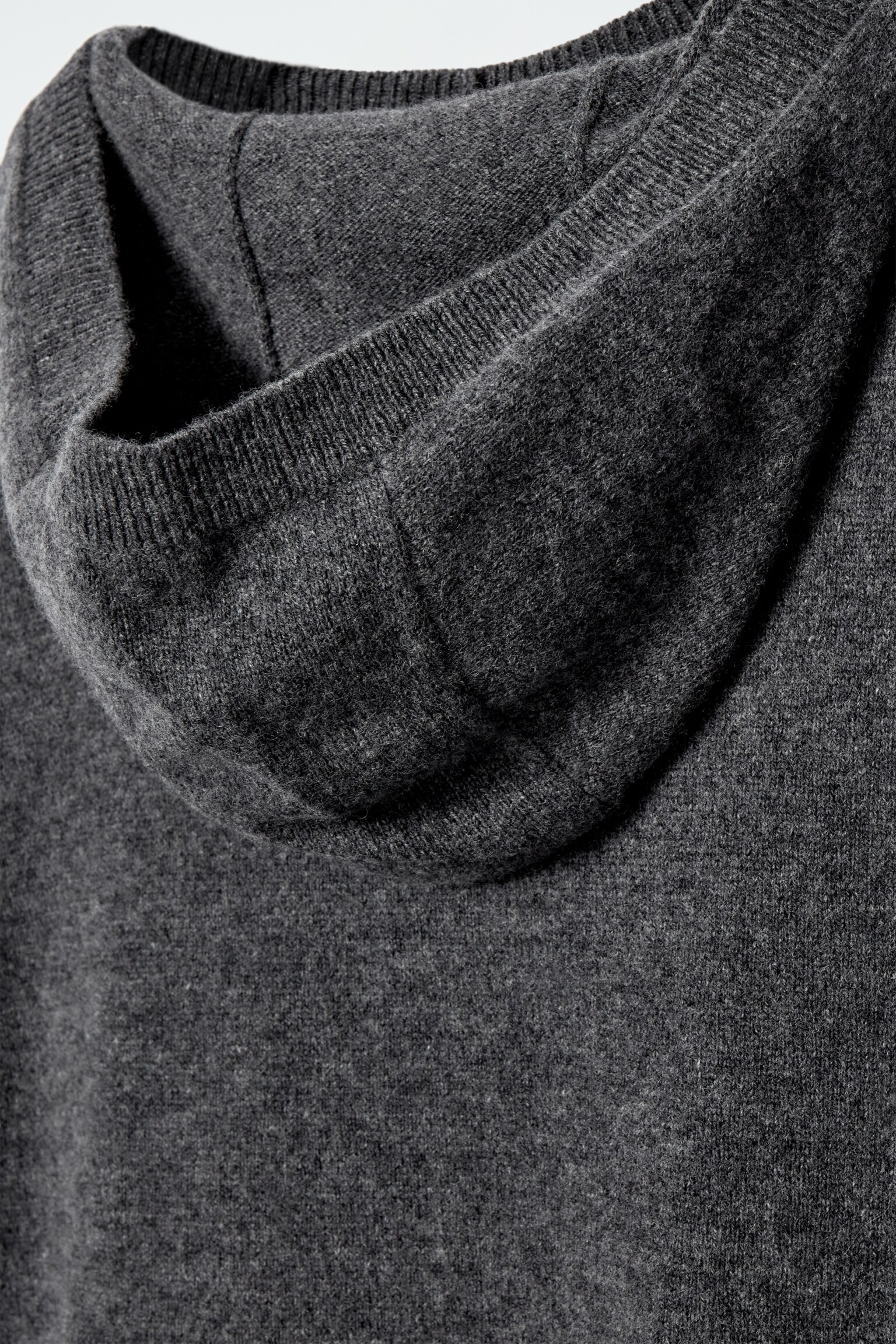 VESTIDO LARGO DE LANA MERINO CON CAPUCHA - GRIS OSCURO - 7