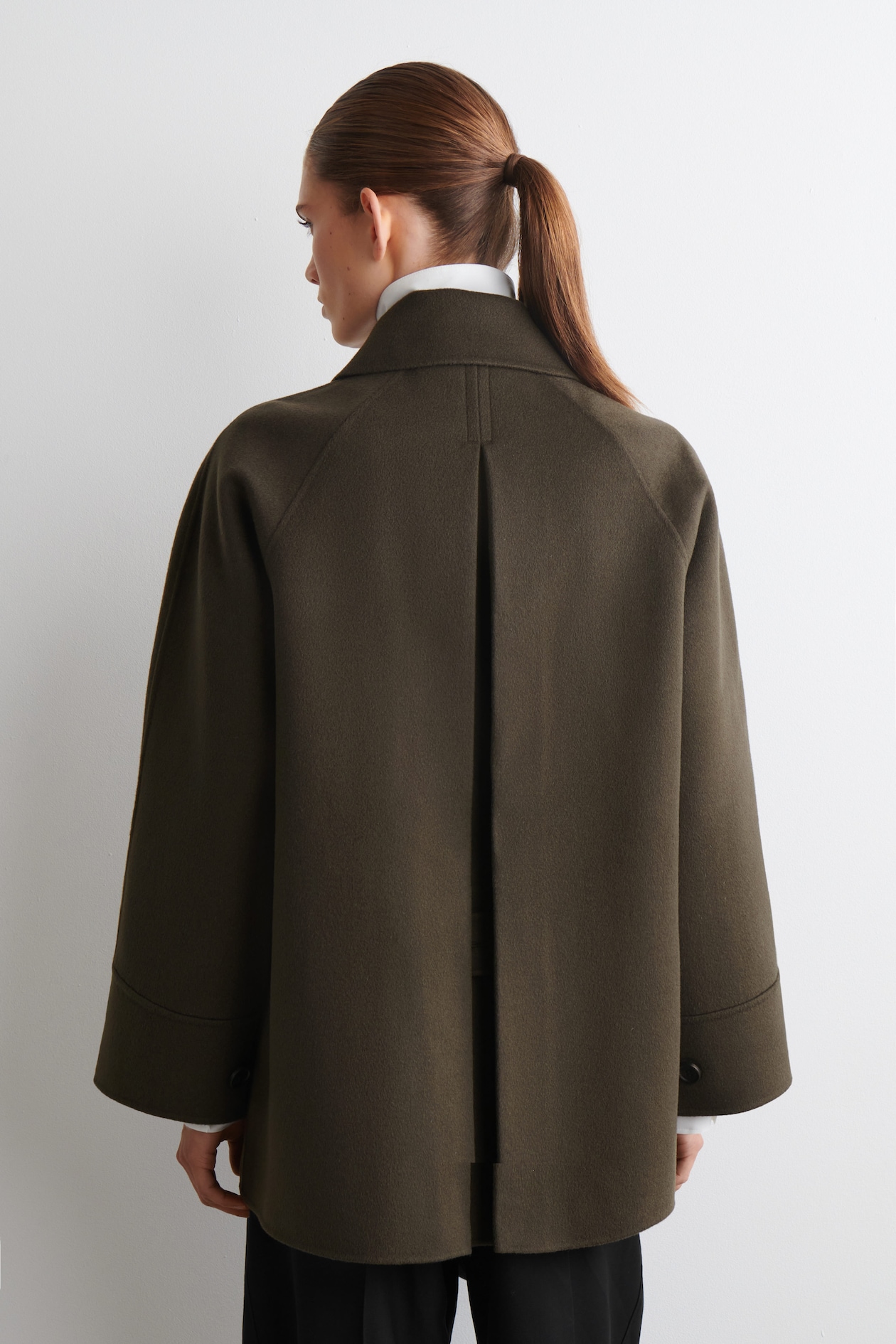 MOCK-NECK DOUBLE-FACED WOOL SHORT COAT — BROWN
