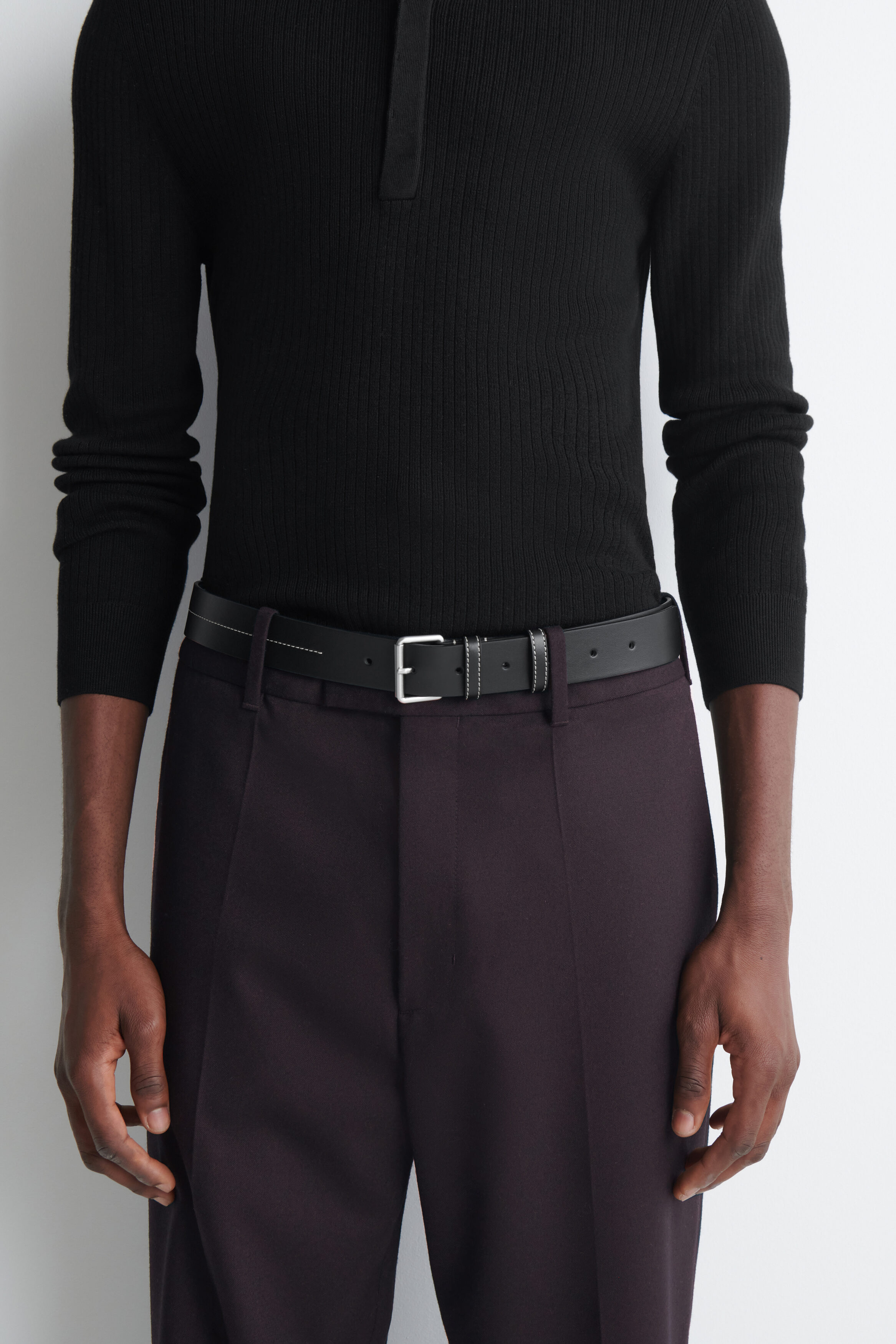 TOPSTITCHED LEATHER BELT
