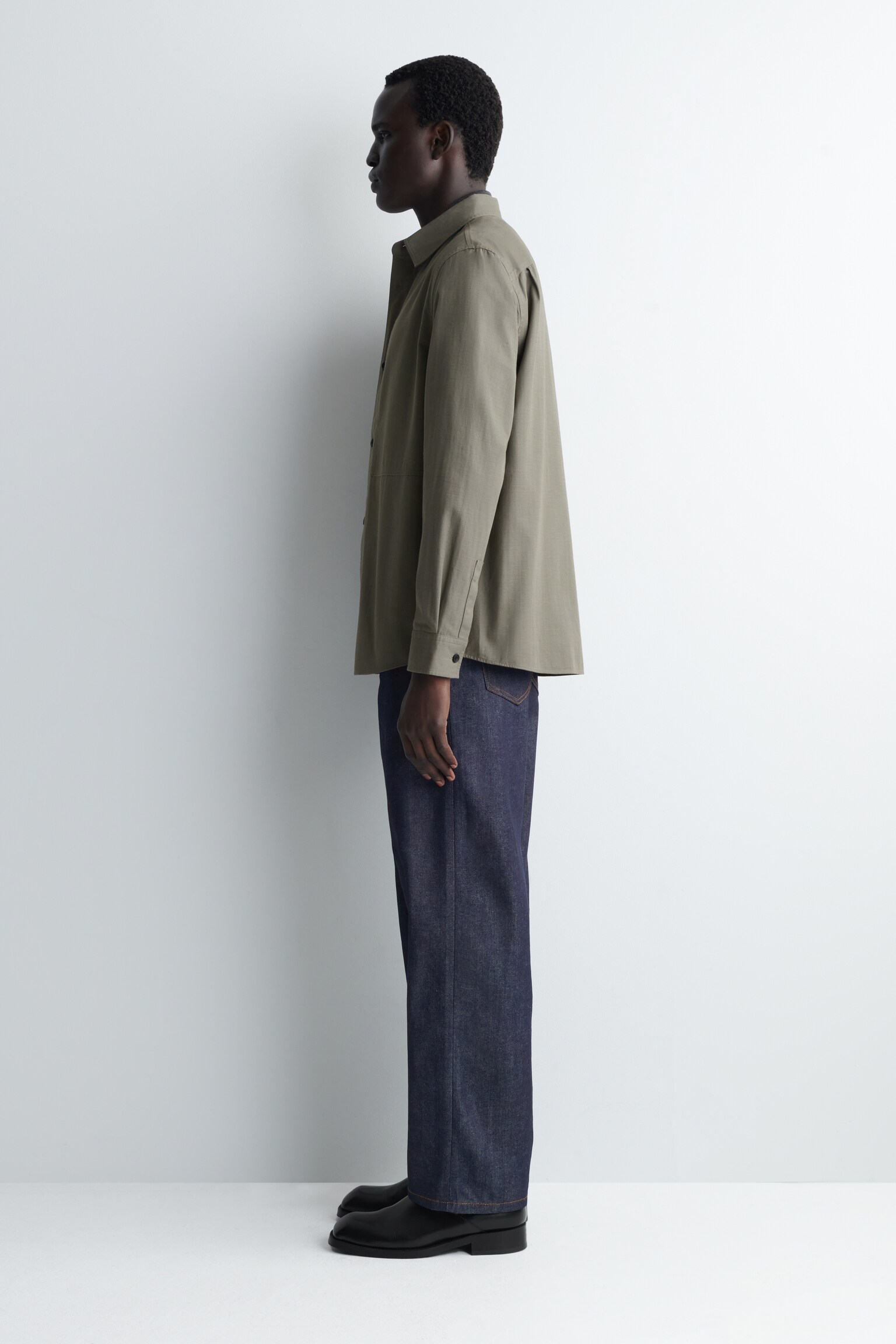 BAUMWOLLHEMD MIT TASCHENDETAILS - DUNKLES KHAKI/DUNKELBRAUN - 5