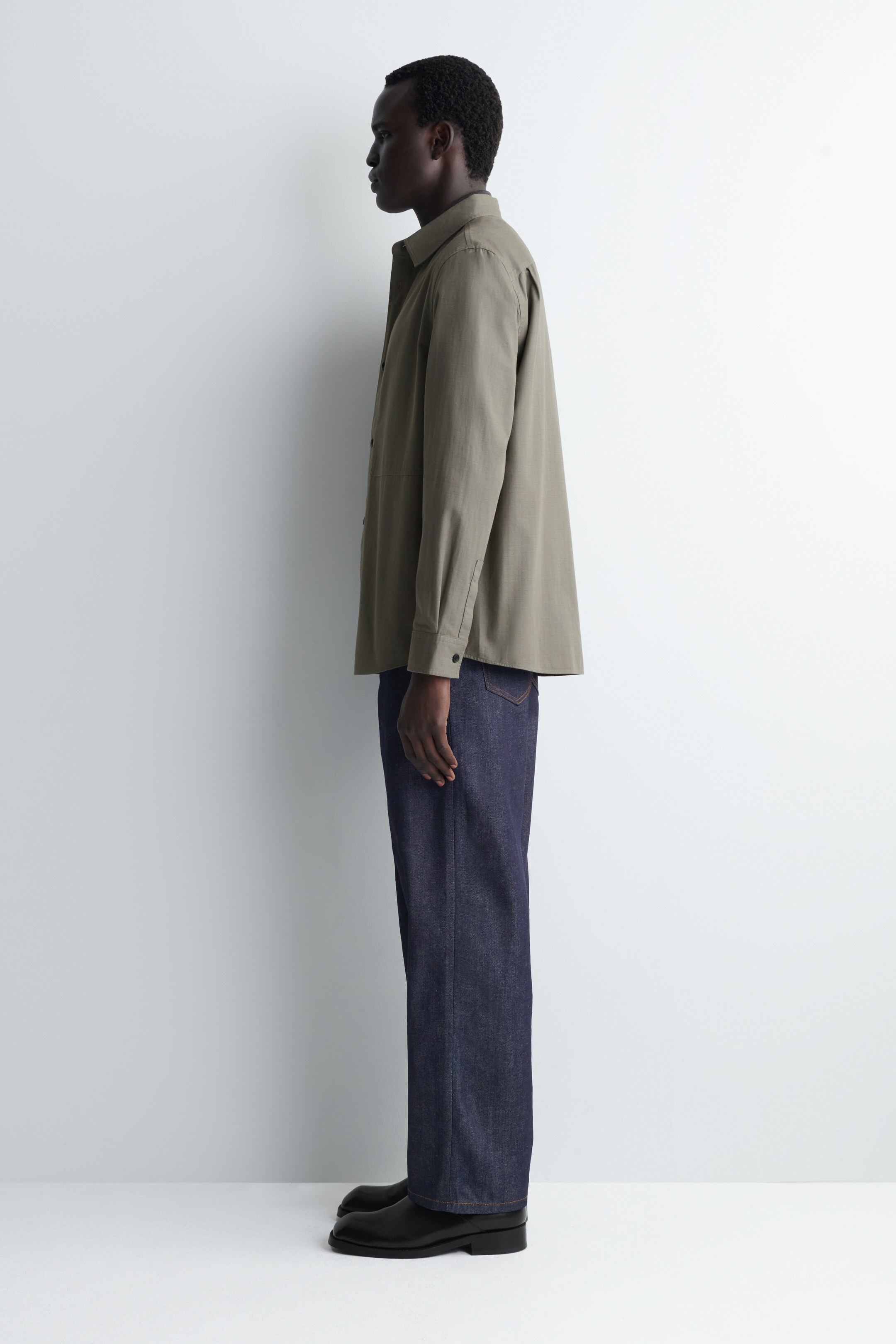 View larger image: POCKET-DETAIL COTTON SHIRT - DARK KHAKI - Men | H&M GB 4