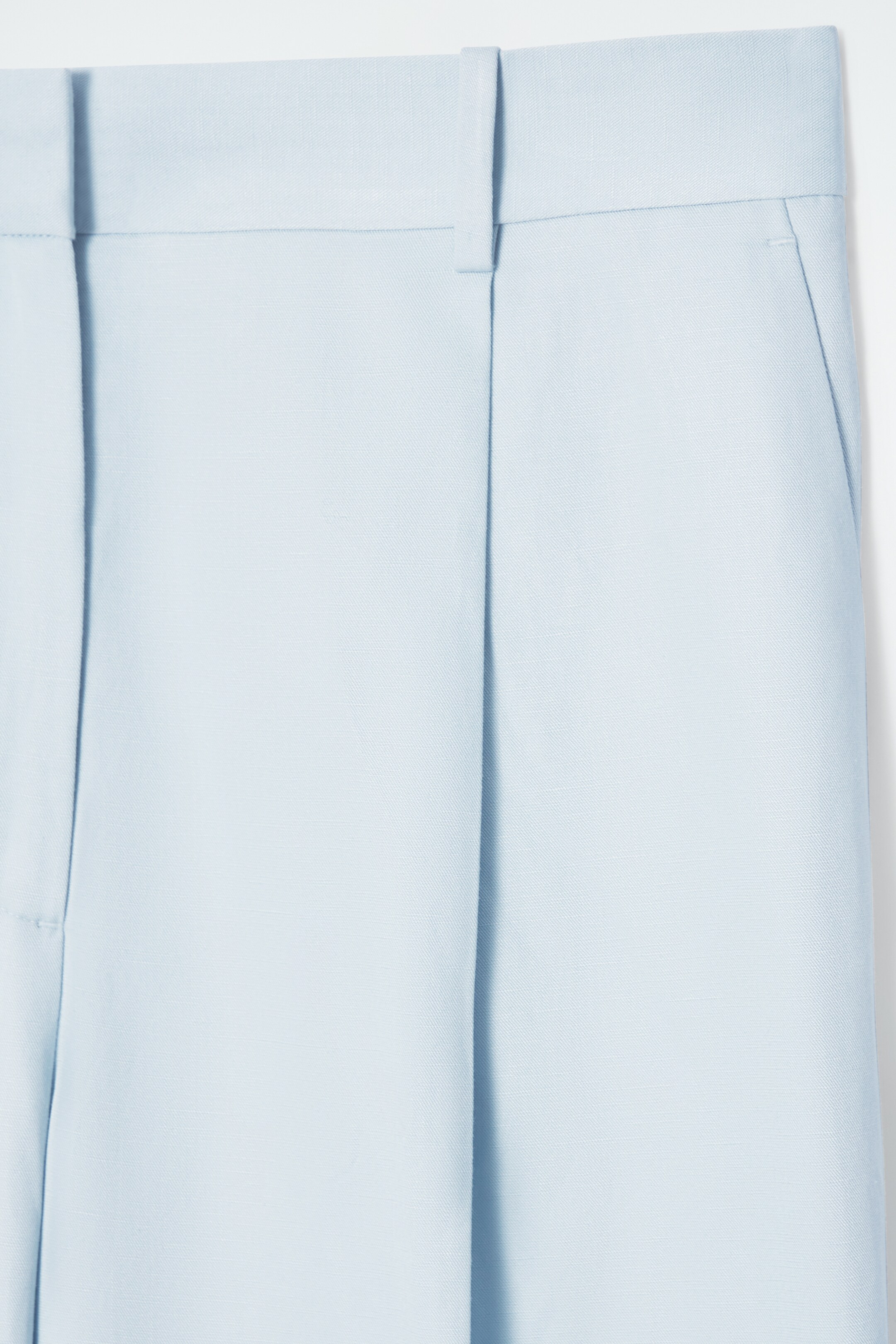 Agrandir l'image: PANTALON LARGE EN LIN MÉLANGÉ DÉCONTRACTÉ - BLEU CIEL - FEMME | H&M CH 2