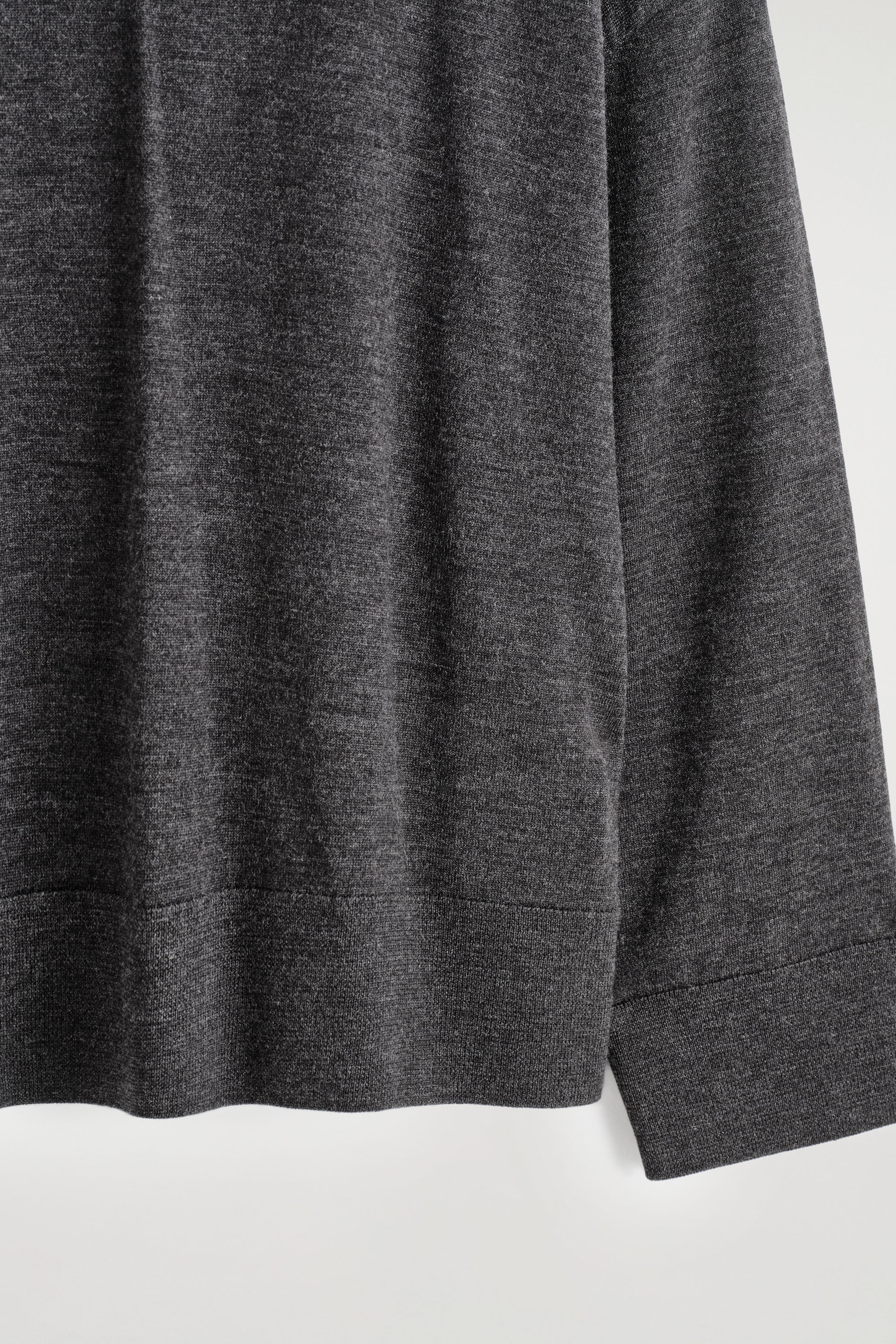 StillMedia/DescriptiveDetail