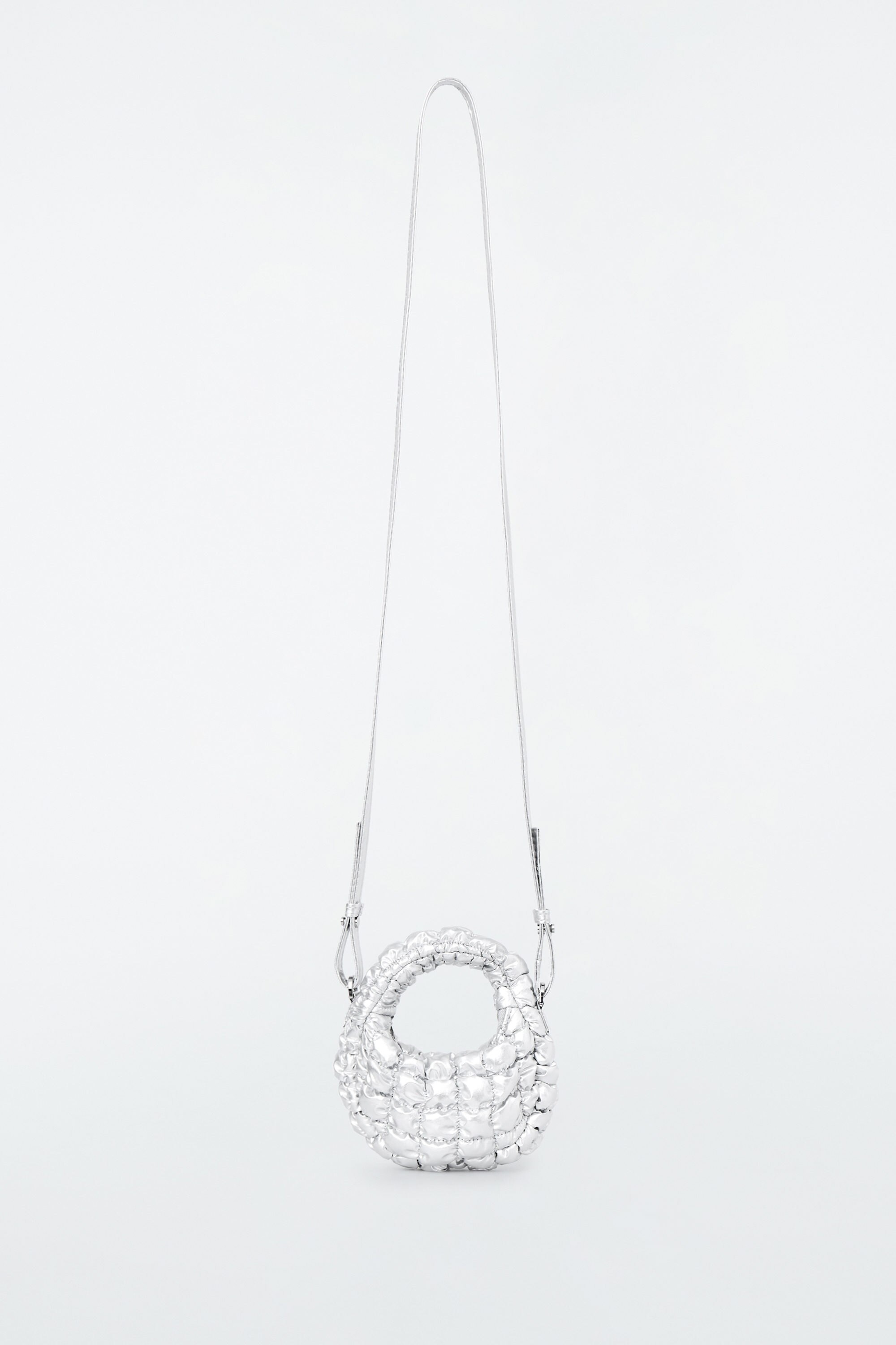 【COS】◆QUILTED NANO CROSSBODY BAG - SILVER◆1244108003◆ QUILTED NANO CROSSBODY BAG