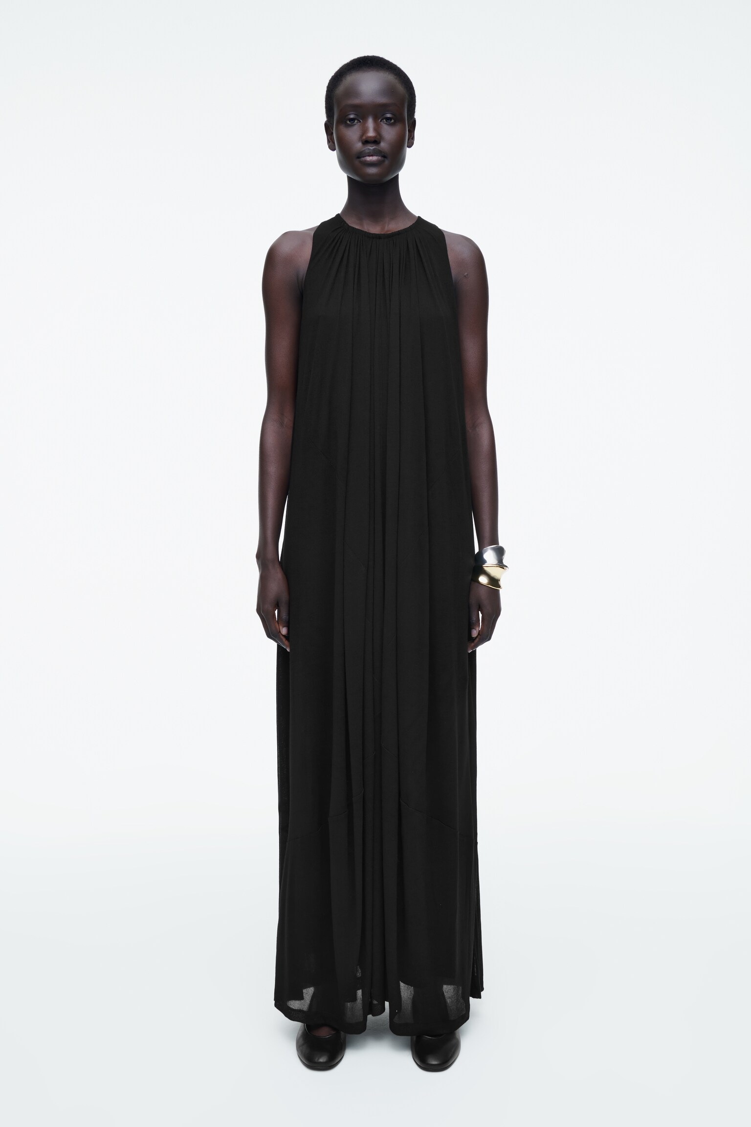 ABITO MAXI ARRICCIATO CON SCOLLO ALL'AMERICANA - NERO/ALBICOCCA
