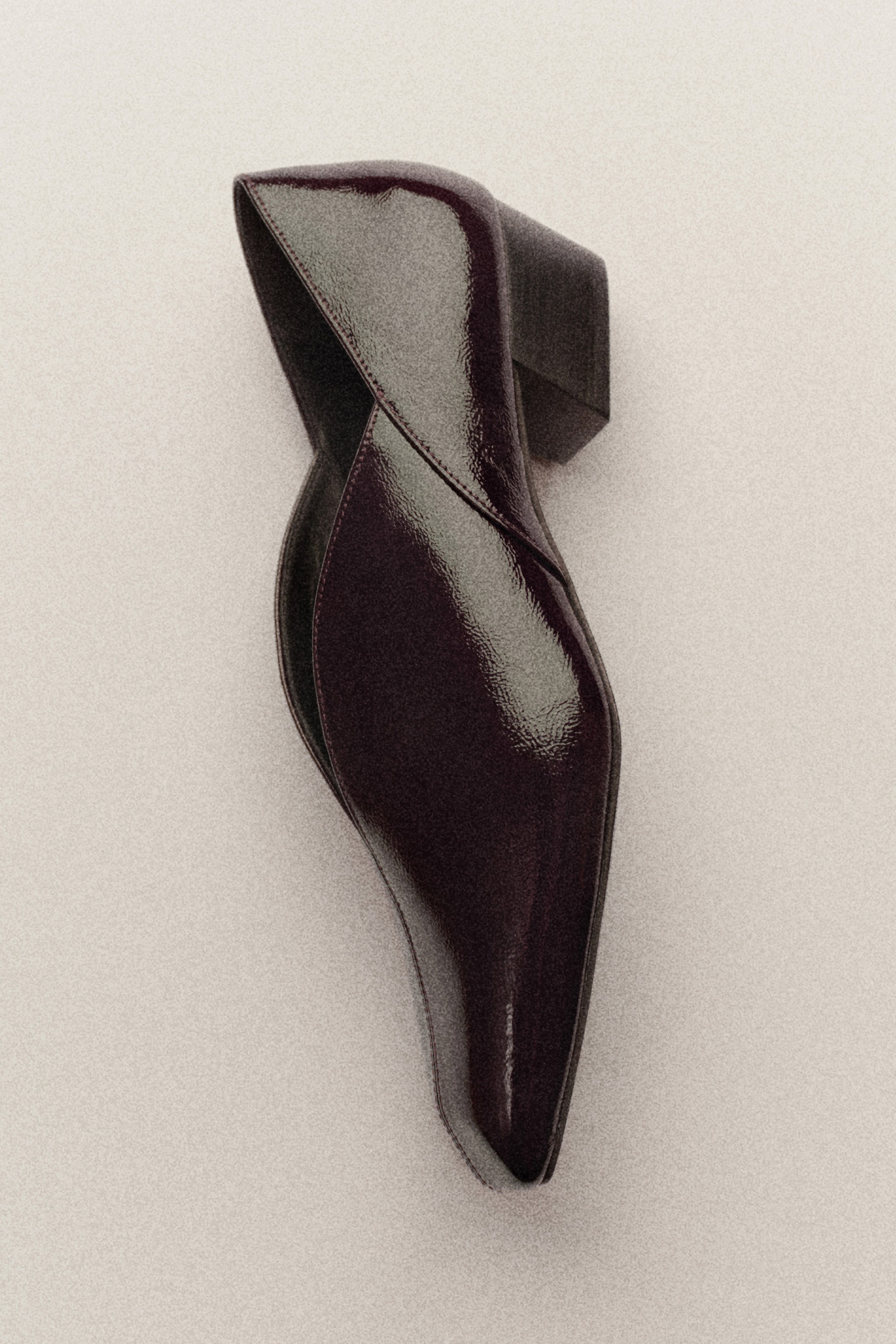 ANGULAR LEATHER HEELED BALLERINAS