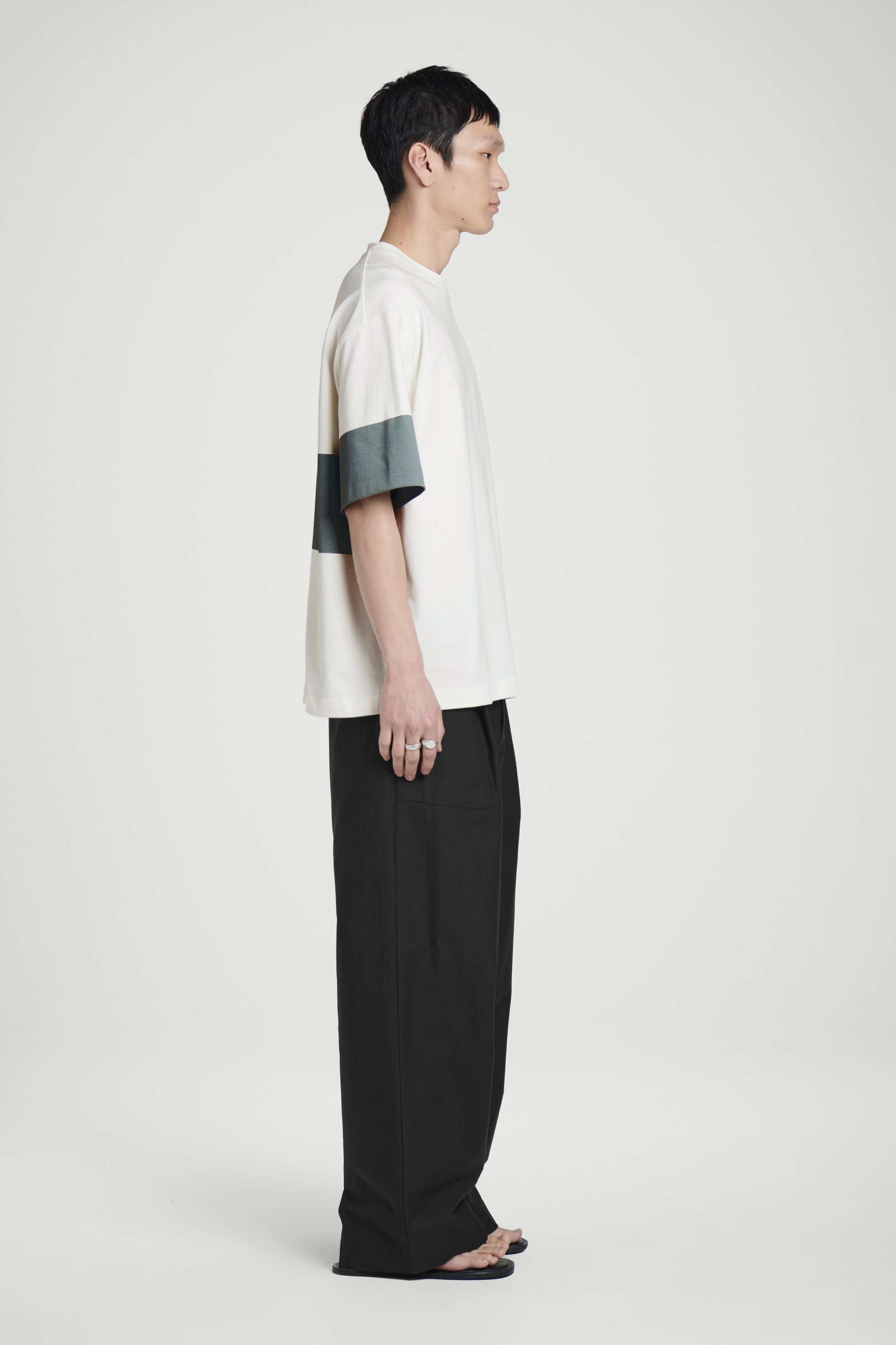 View larger image: OVERSIZED COLOUR-BLOCK COTTON T-SHIRT - WHITE / STEEL BLUE - Men | H&M GB 2