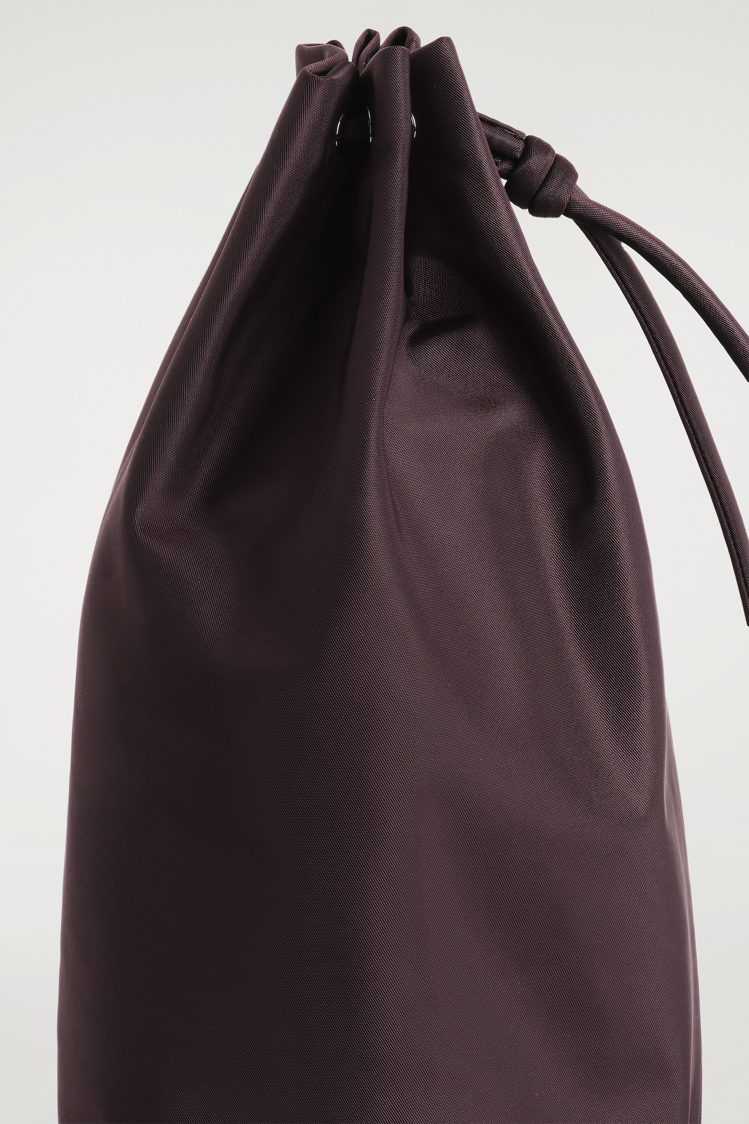 SAC BANDOULIÈRE À CORDON DE SERRAGE - NYLON - BORDEAUX/NOIR - 4