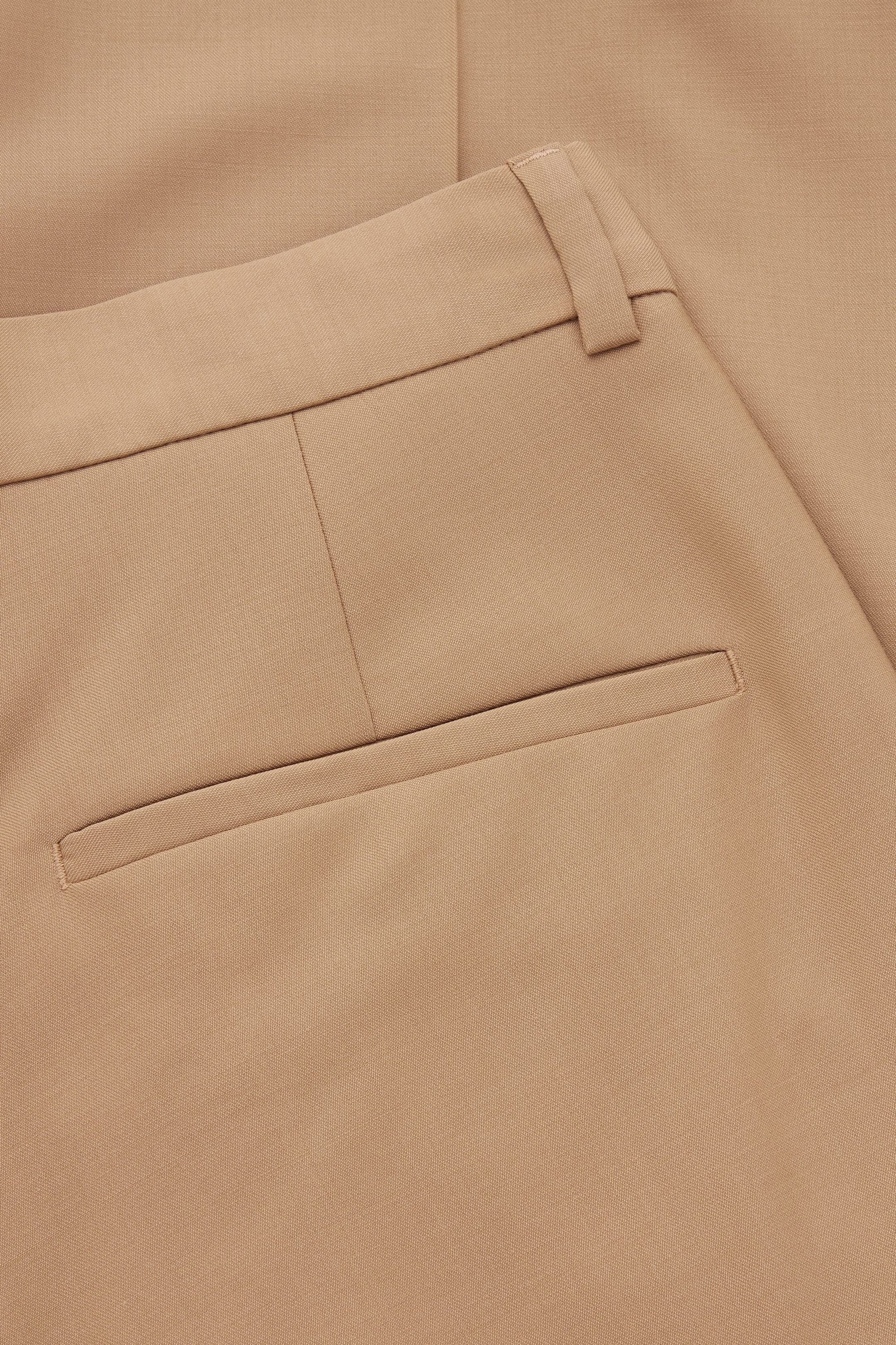 StillMedia/DescriptiveDetail