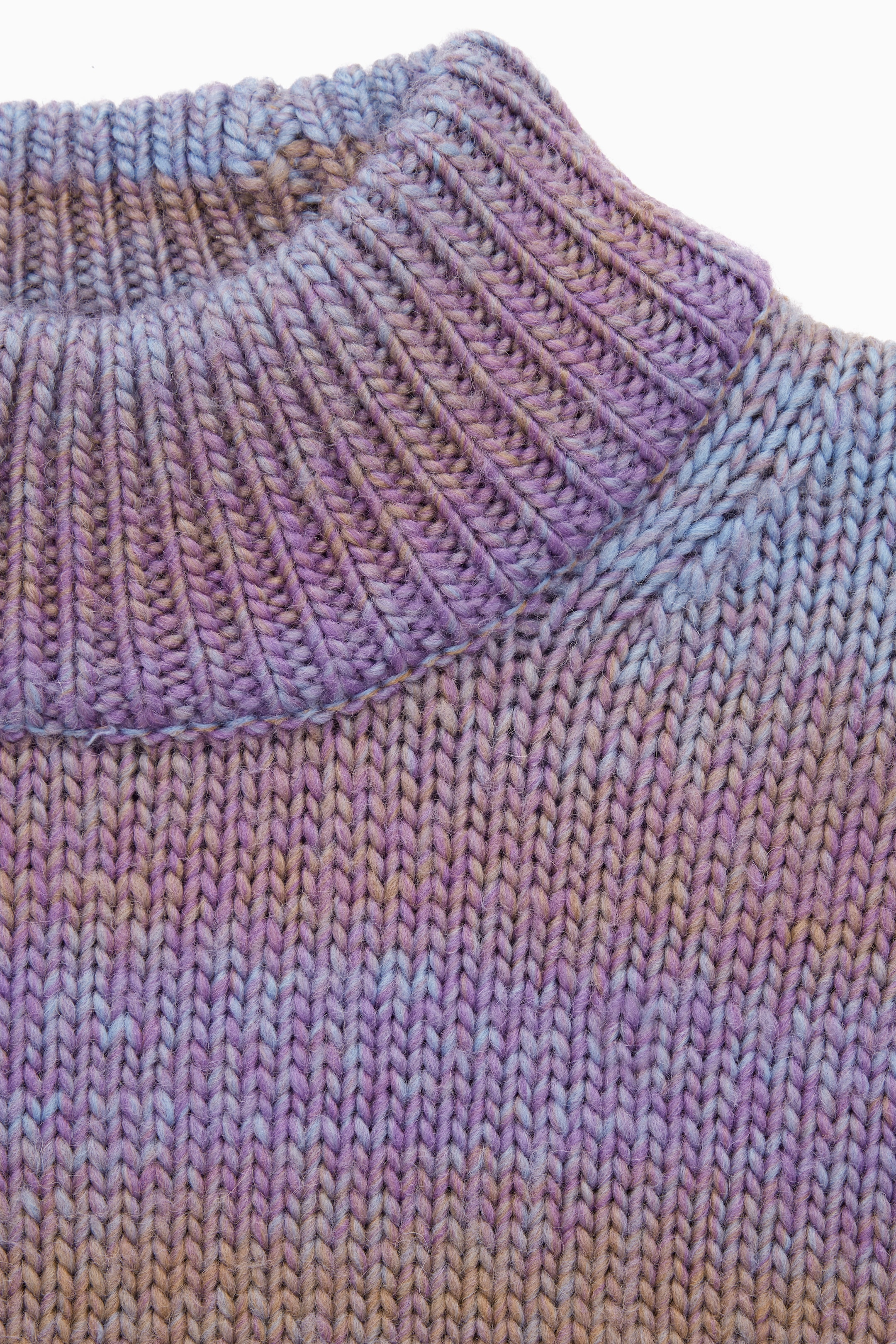 Grotere afbeelding bekijken: STRIPED WOOL MOCK-NECK JUMPER - LILAC / STRIPE - DAMES | H&M NL 2