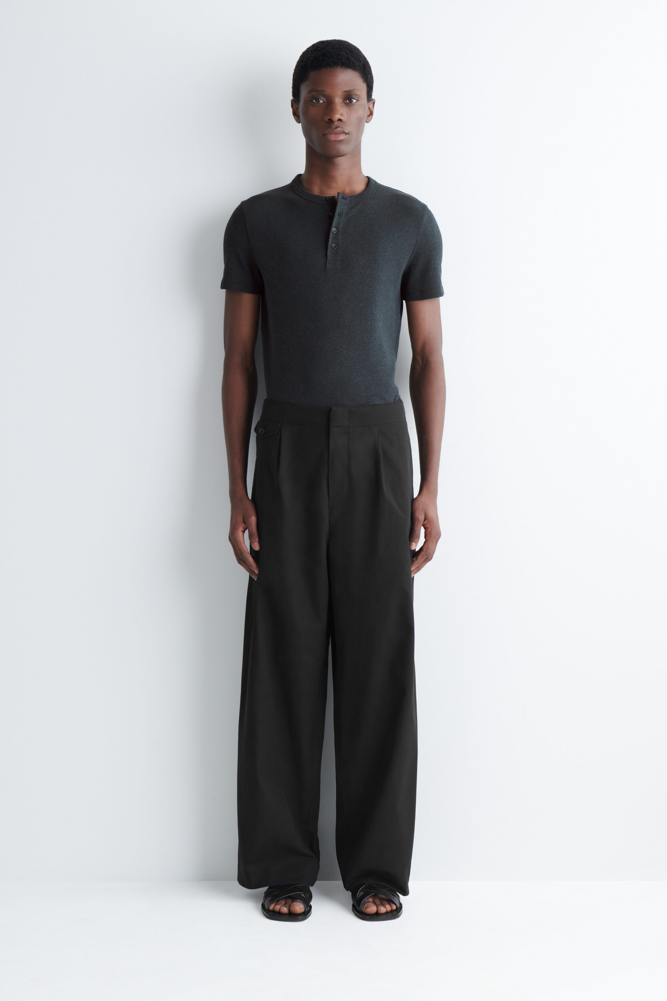 POCKET-DETAIL RELAXED-FIT WIDE-LEG PANTS