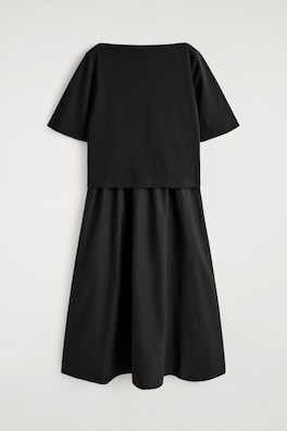 CONTRAST-PANEL BOAT-NECK MIDI DRESS — BLACK 6