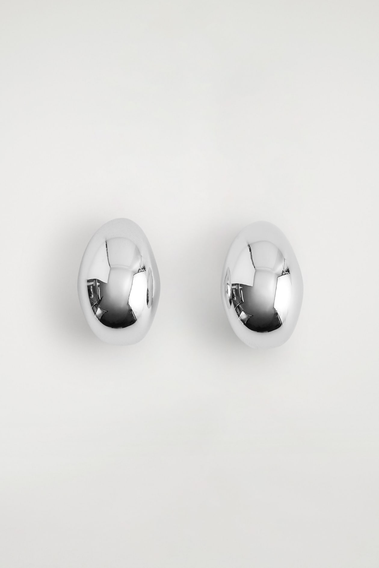 CURVED DOMED EARRINGS — SILVER