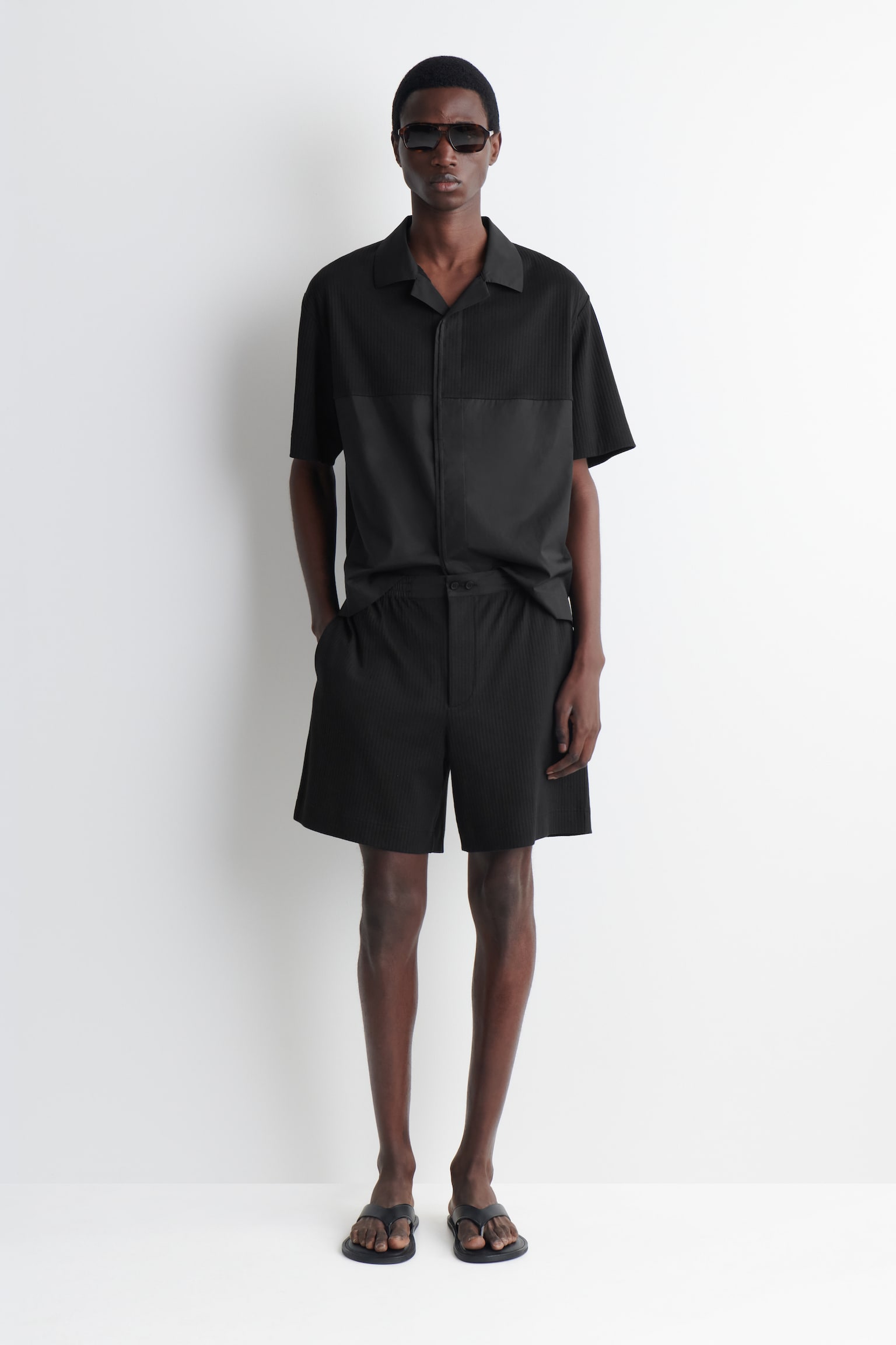 SHORT EN JERSEY DE COTON CÔTELÉ - NOIR - 1
