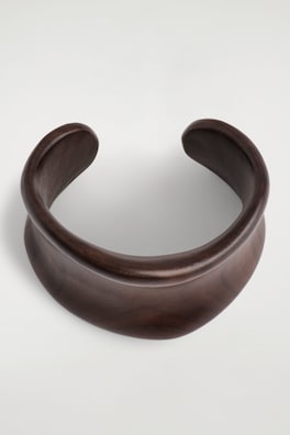 CURVED WOODEN CUFF — WALNUT 2