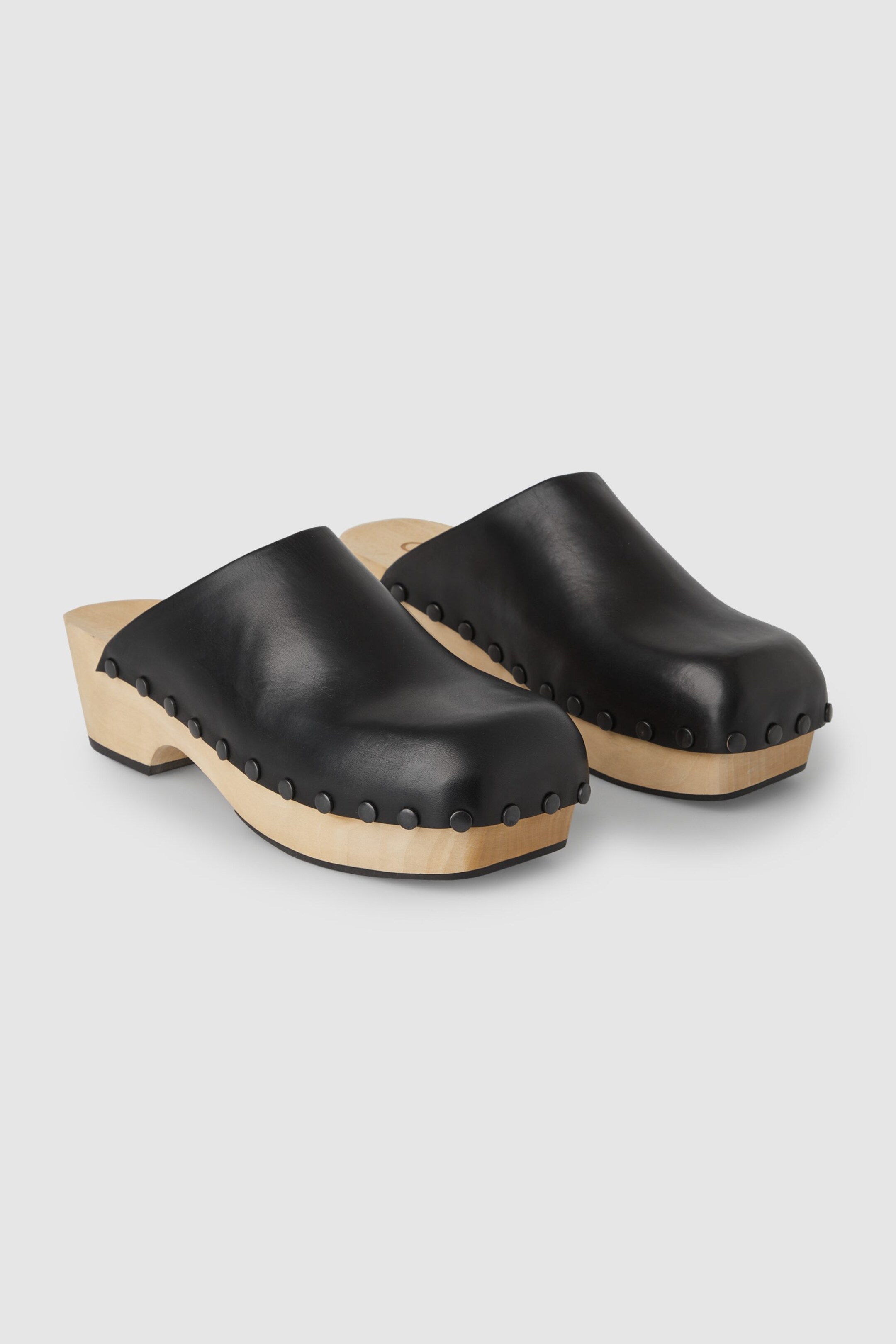 StillMedia/DescriptiveStillLife