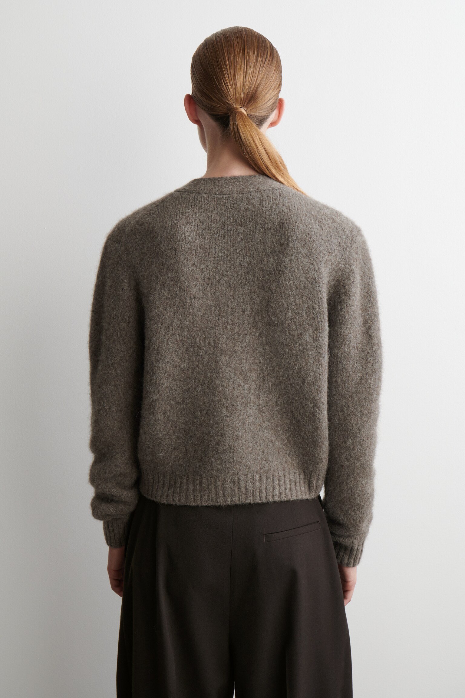 CROPPED ALPACA-BLEND CARDIGAN - TAUPE MÉLANGE - 4