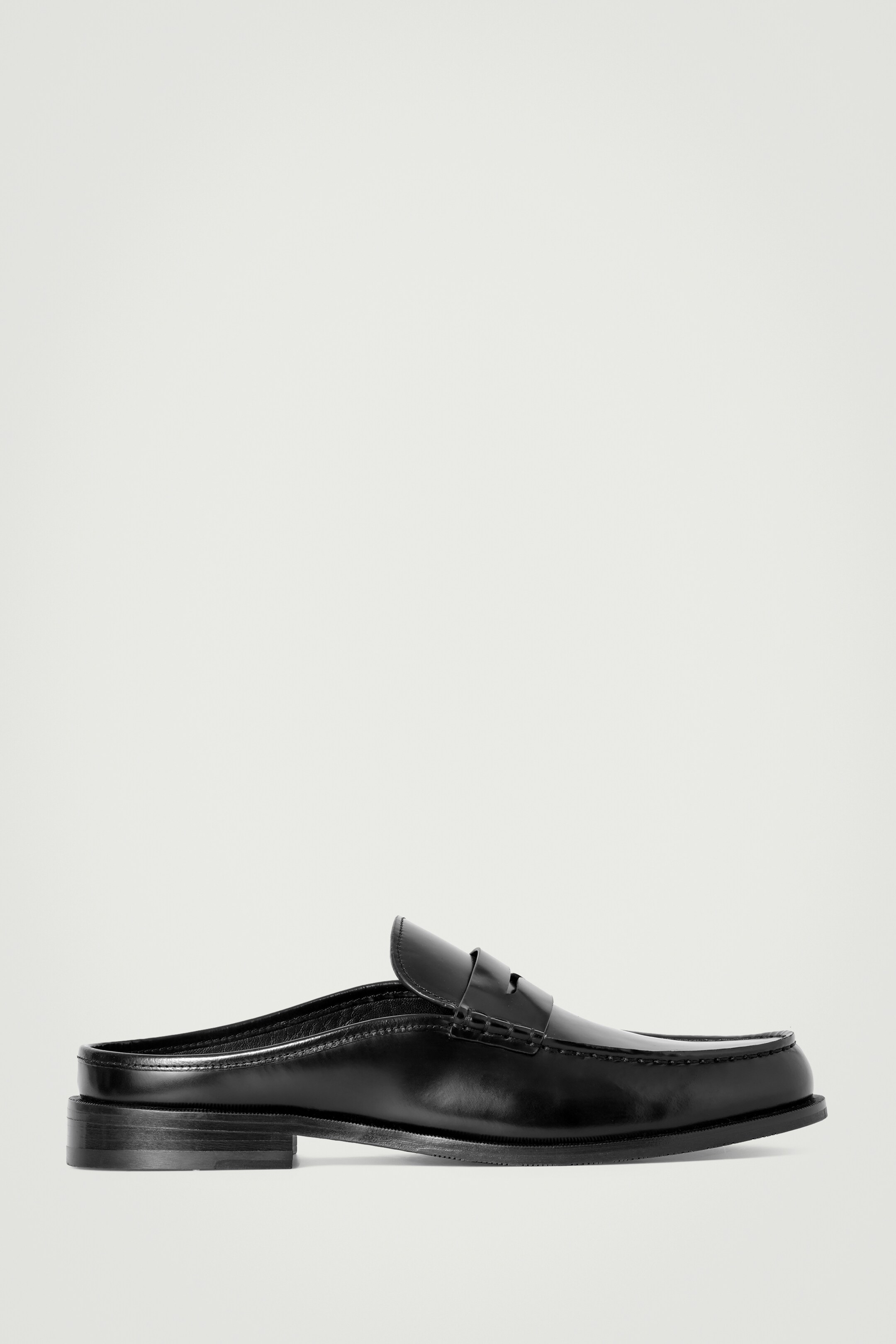 Grösseres Bild ansehen: SABOTS AUS LEDER - SCHWARZ - HERREN | H&M CH 4
