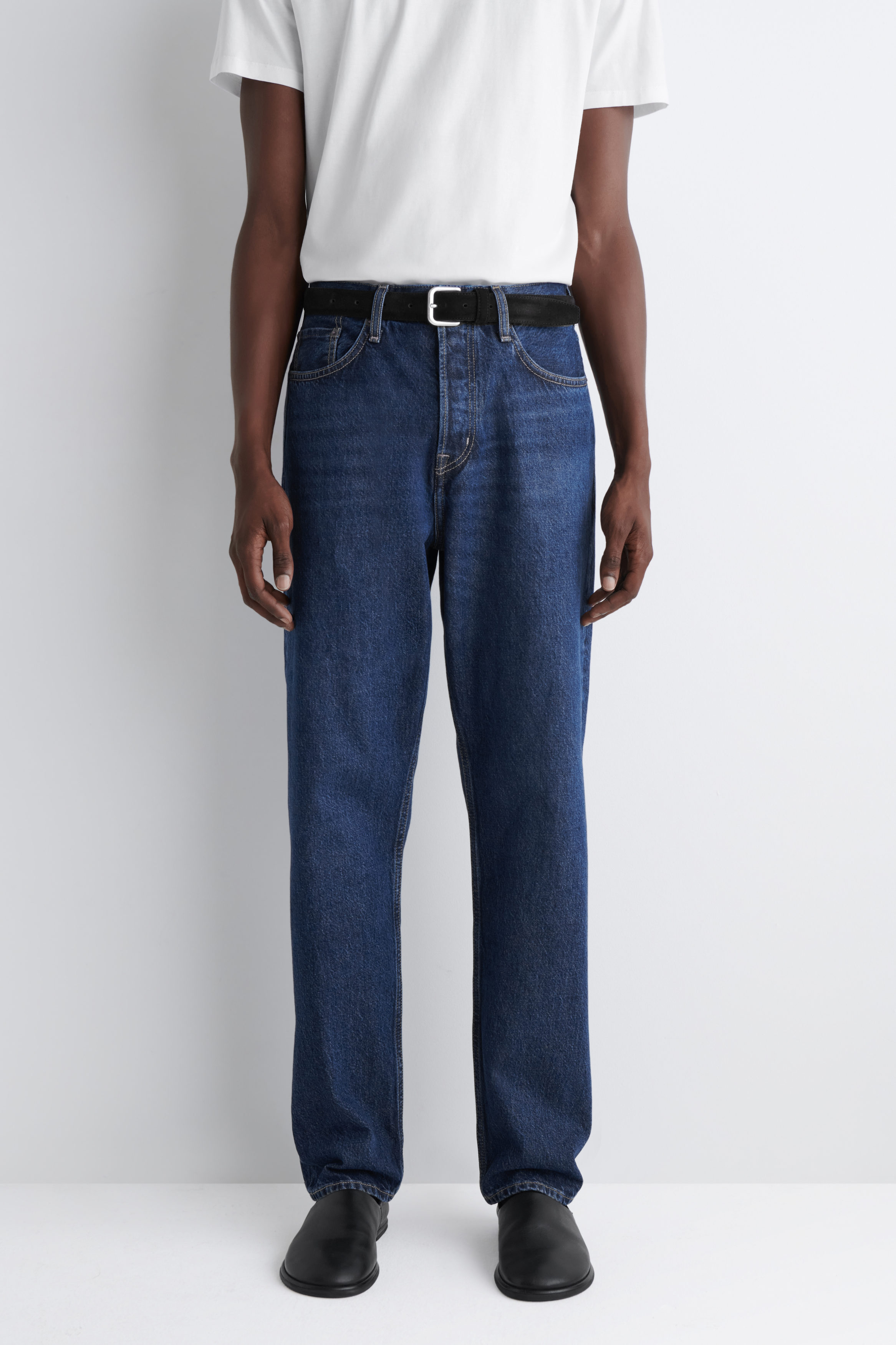 [LOW CLASSIC] / ☆ 25SS NEW STRAIGHT-FIT JEANS / DARK BLUE 1c9d95462fda2a3844a834c1600845