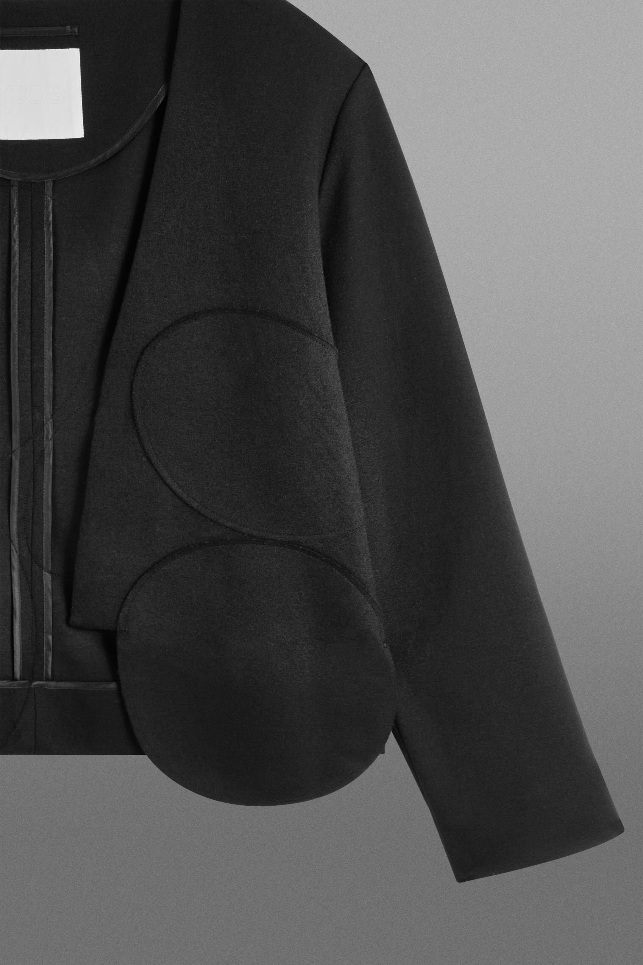 StillMedia/DescriptiveDetail