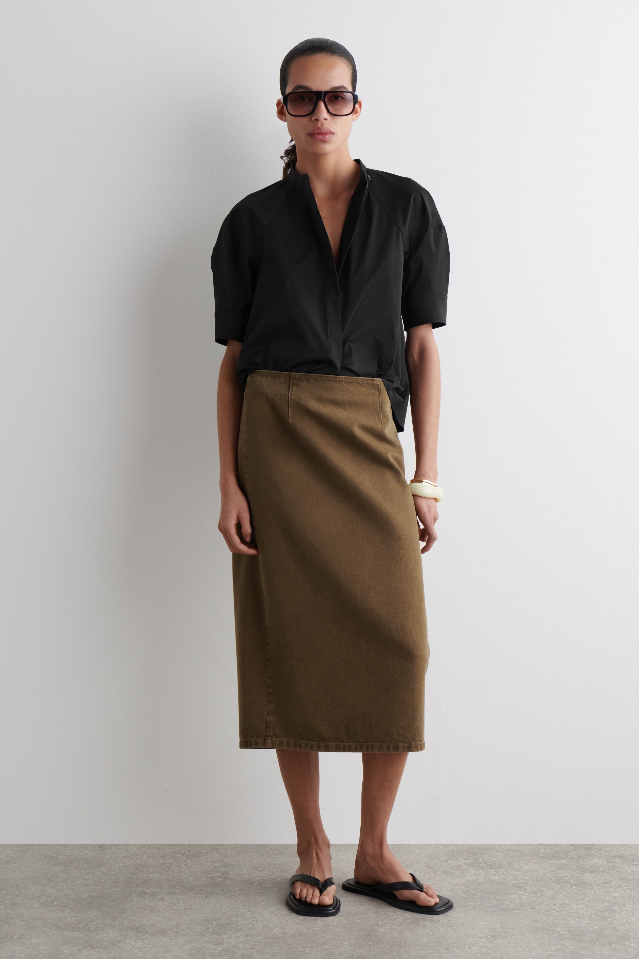 View larger image: PUFF-SLEEVE BLOUSE - BLACK - Ladies | H&M GB 2