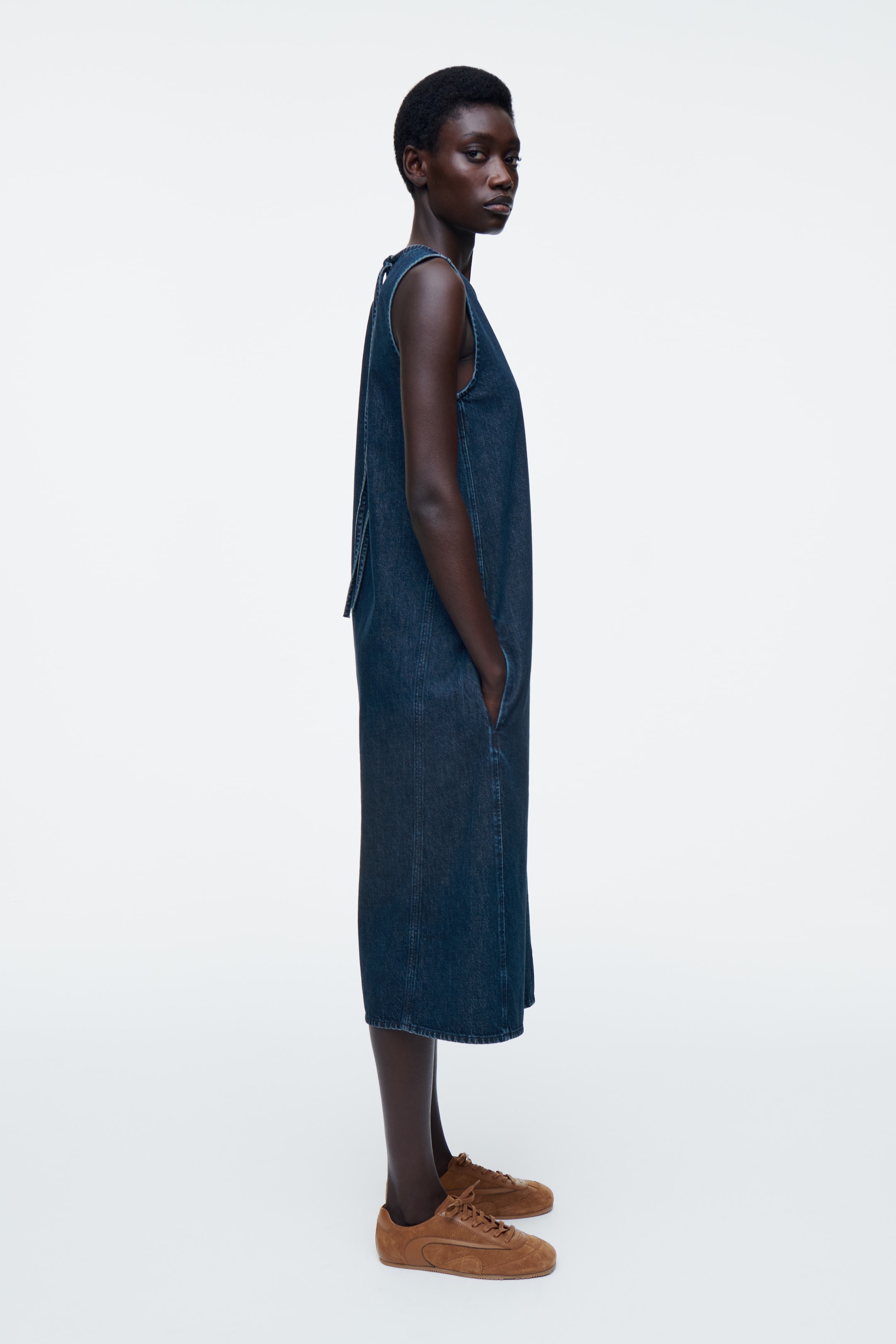 Se større billede: ÆRMELØS MIDIKJOLE I DENIM - BLÅ - DAME | H&M DK 2