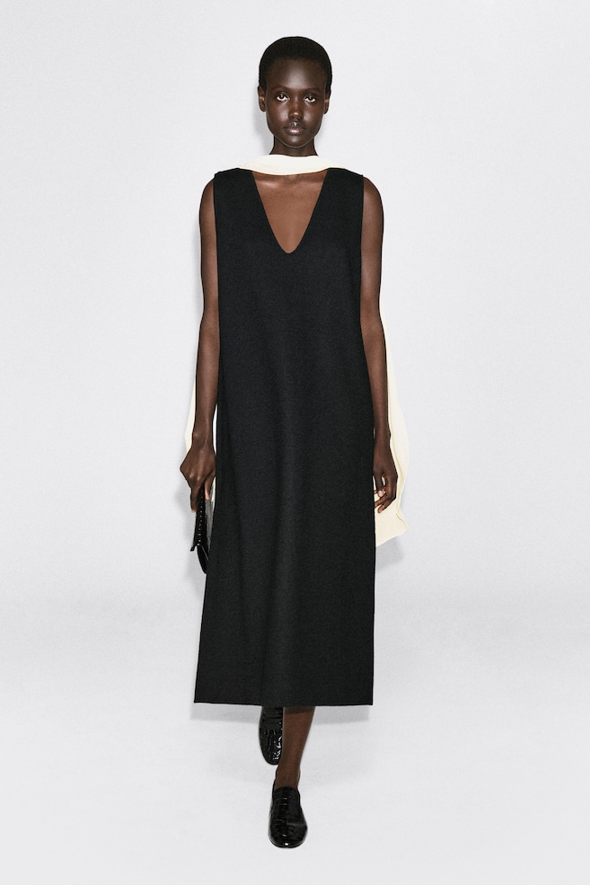 BOILED WOOL-BLEND V-NECK MIDI DRESS — BLACK