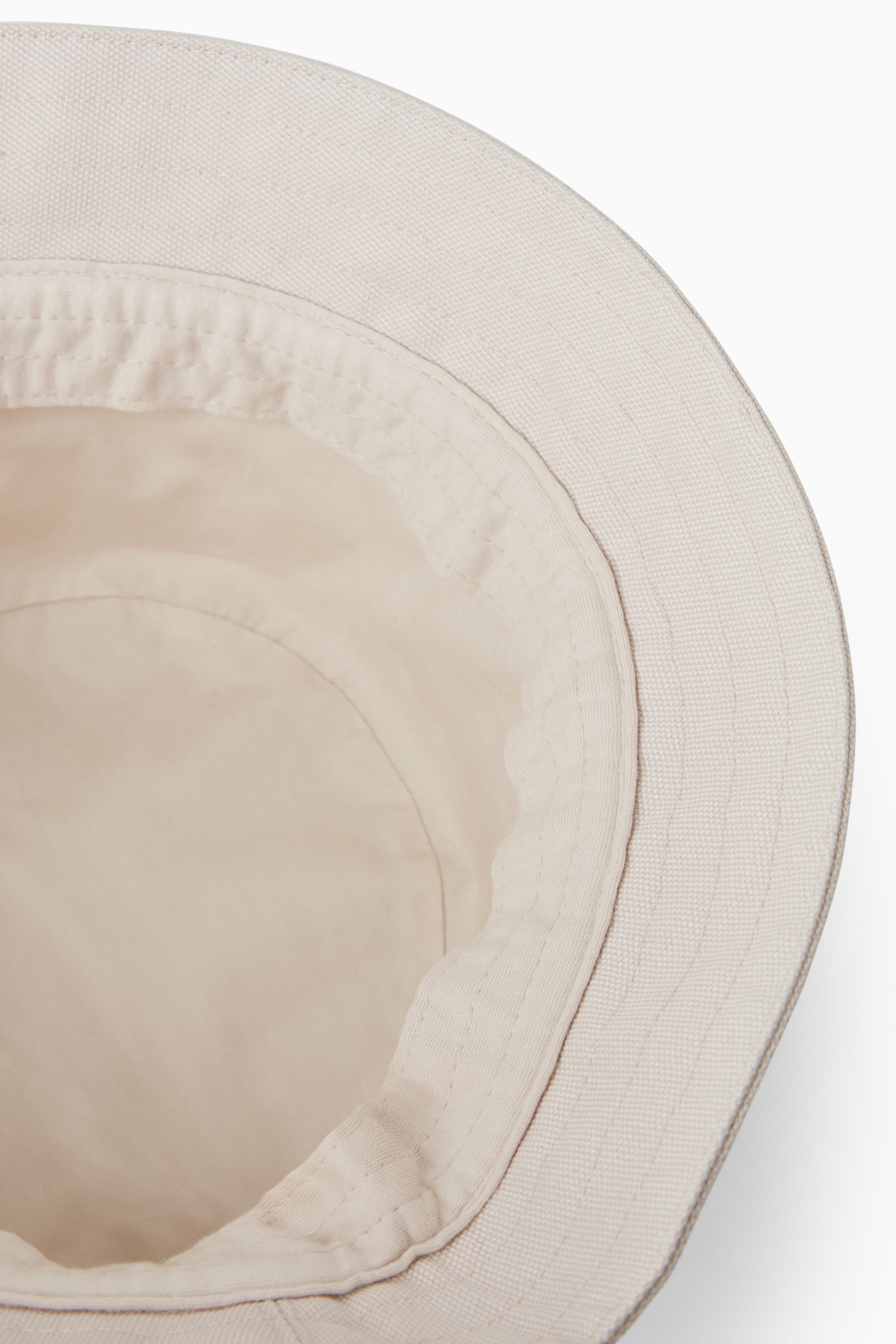 StillMedia/DescriptiveDetail