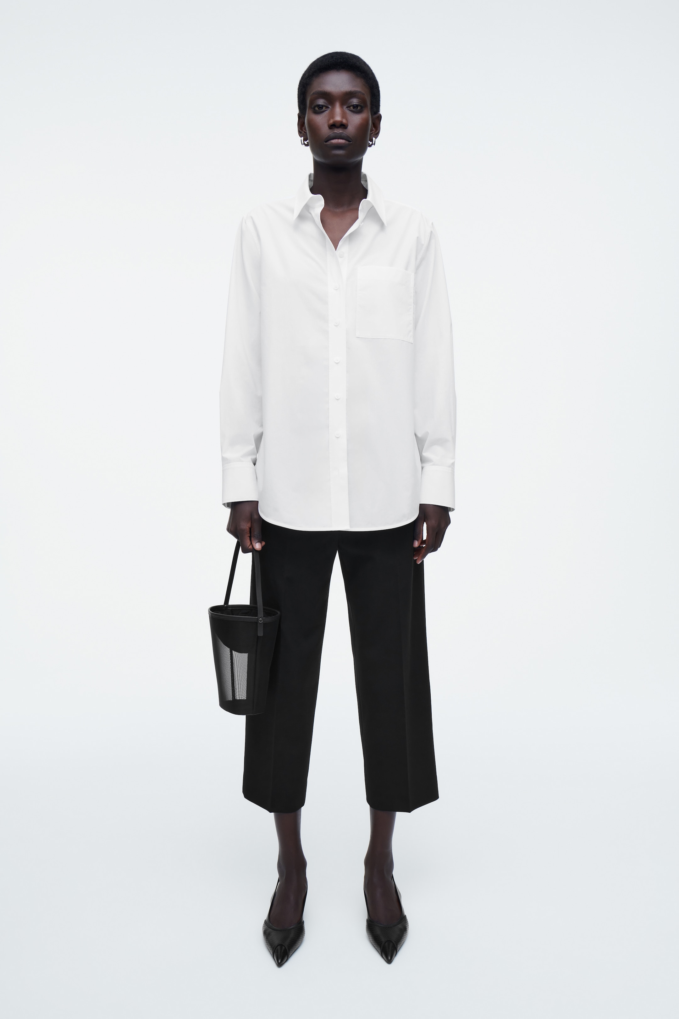 View larger image: MINI BUCKET BAG - MESH - BLACK - Ladies | H&M GB 2