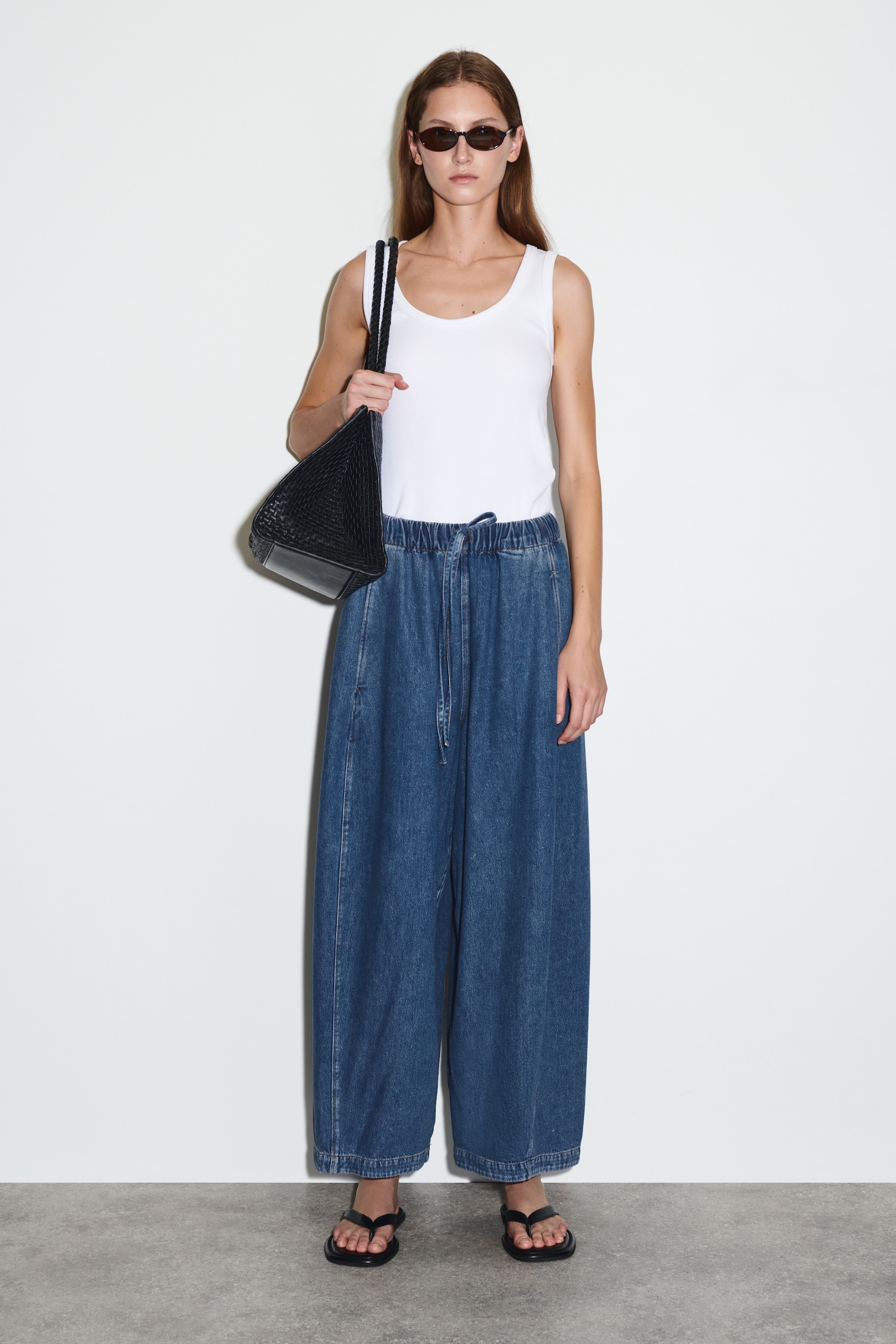 Agrandir l'image: PANTALON BARREL À TAILLE AJUSTABLE EN DENIM - BLEU - FEMME | H&M FR 1