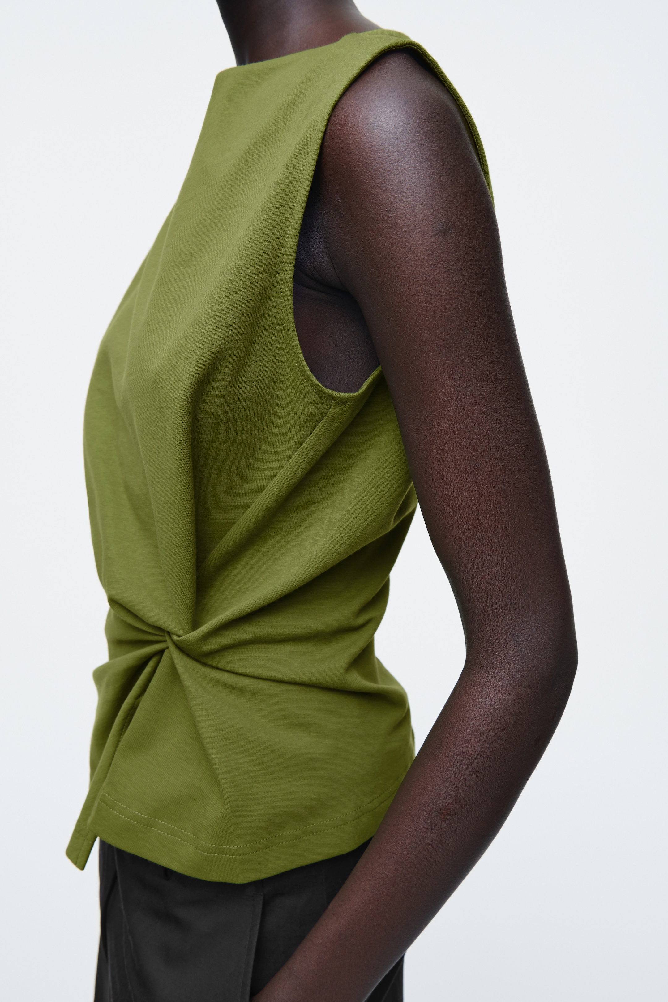 View larger image: TWIST-DETAIL TOP - OLIVE GREEN - Ladies | H&M GB 5