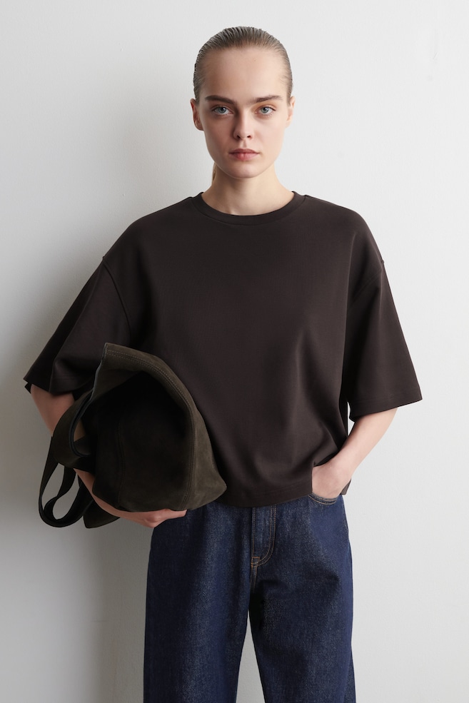 OVERSIZED BOXY COTTON T-SHIRT — DARK BROWN