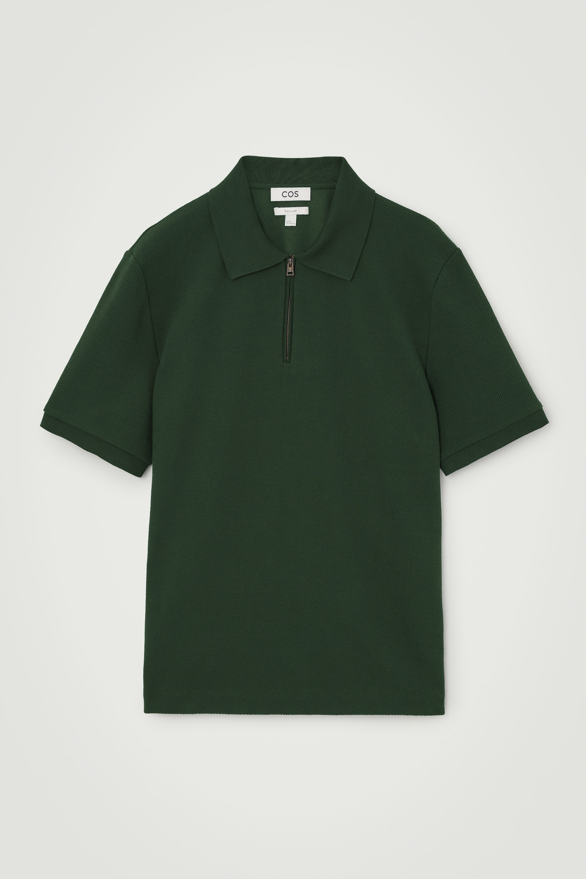 SHORT-SLEEVED ZIP-UP POLO SHIRT - GREEN | COS