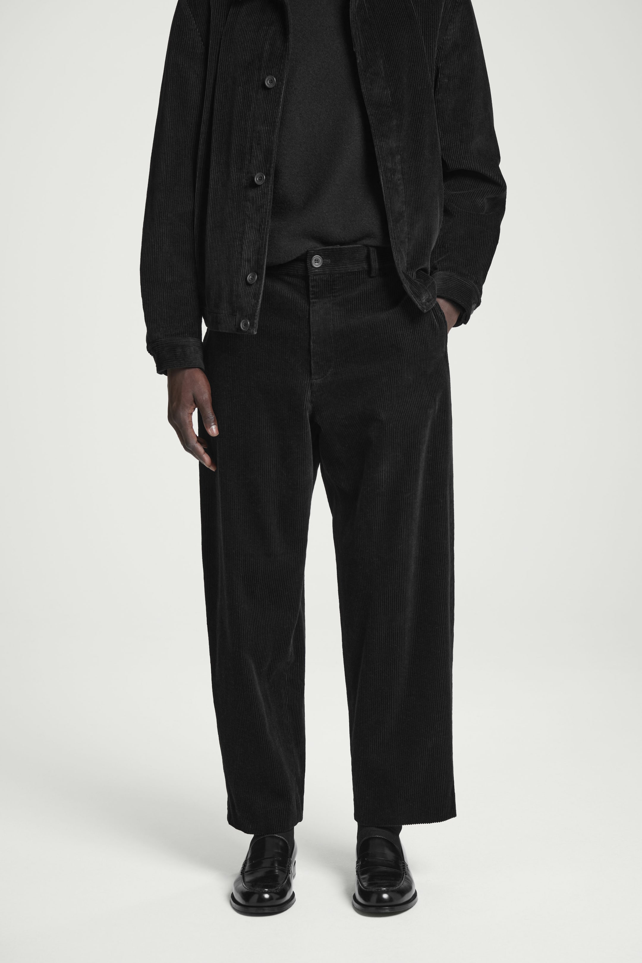 CORDUROY WIDE-LEG PANTS