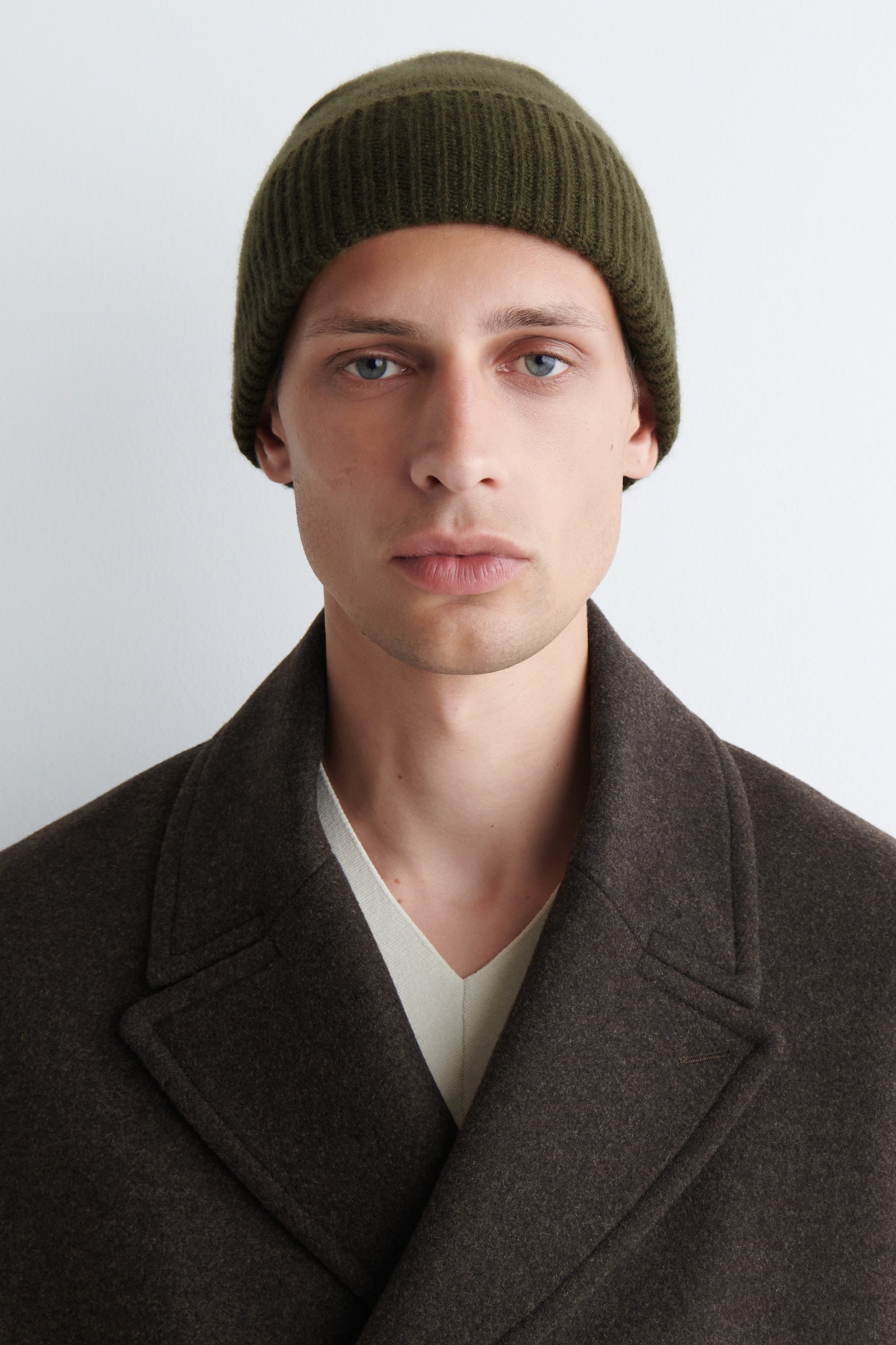 CASHMERE BEANIE - OLIVE GREEN/BLACK/BRIGHT GREEN - 3