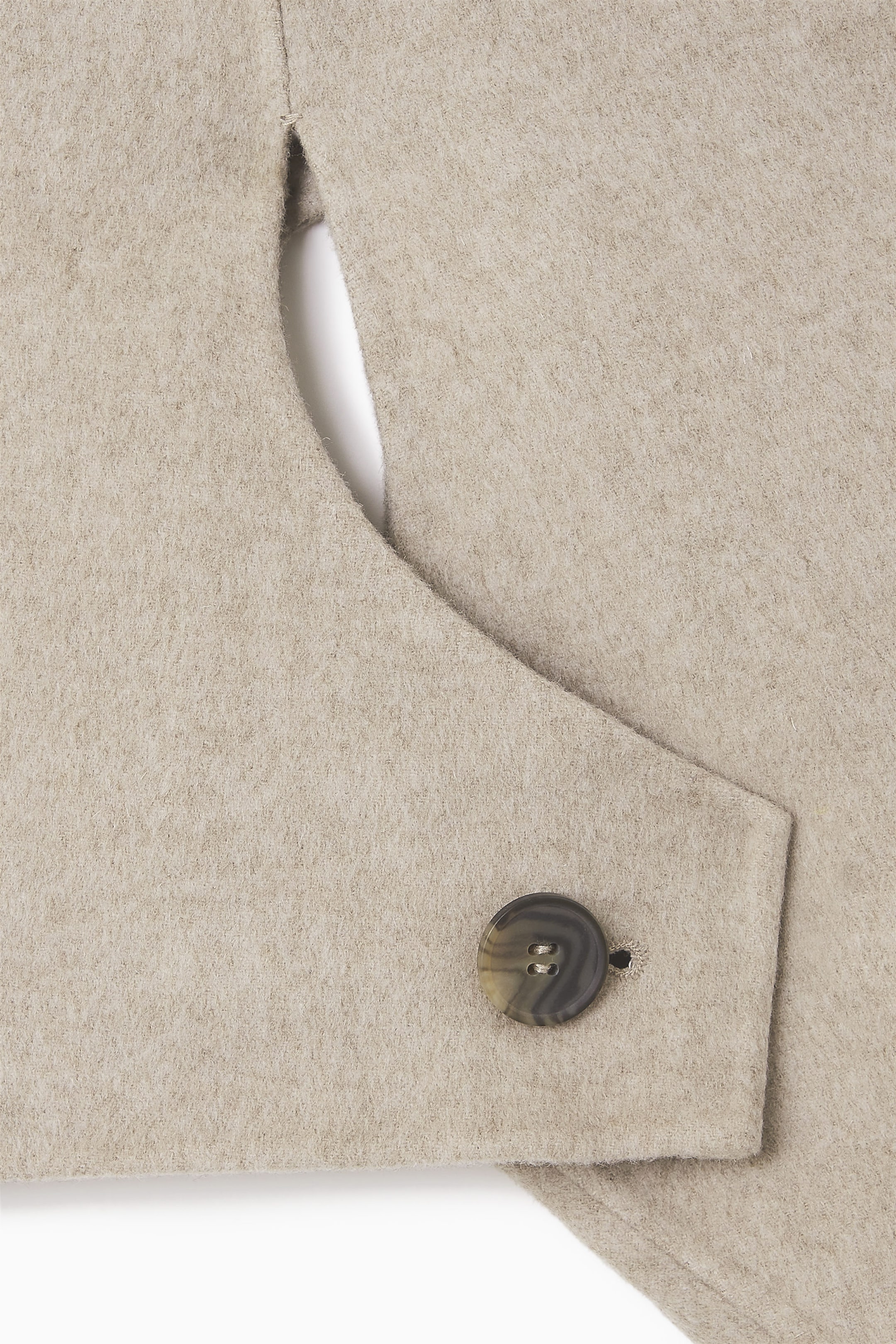 StillMedia/DescriptiveDetail